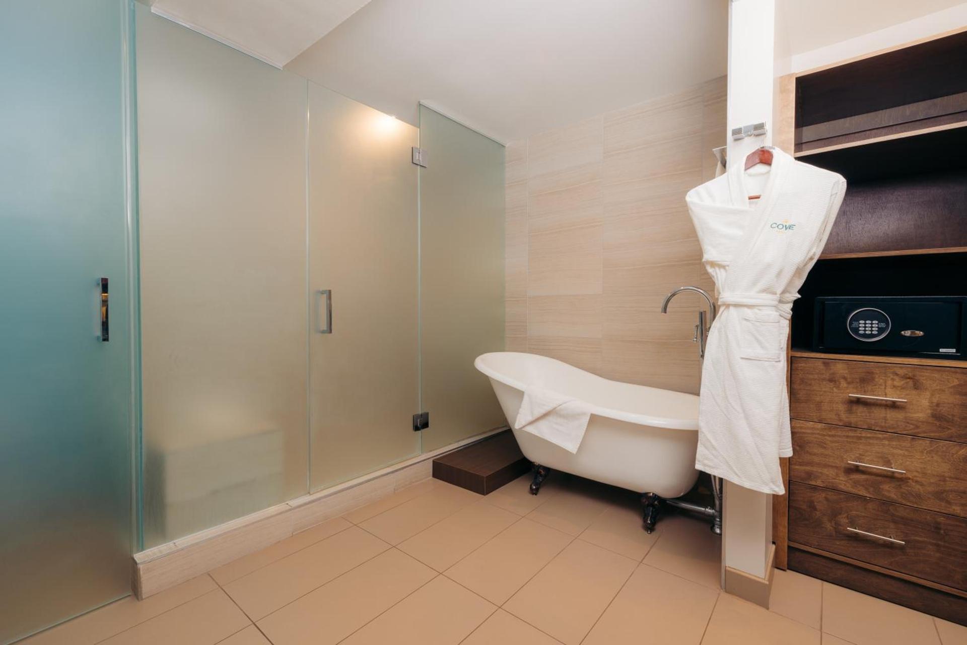 The Cove Hotel photo 41