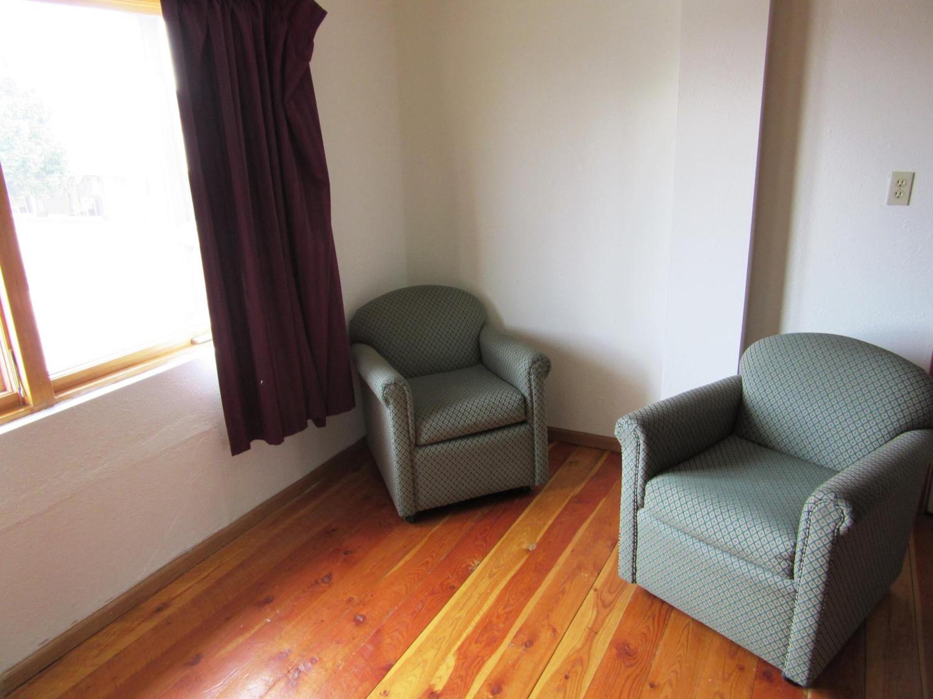 Yellowstone Country Inn photo 36