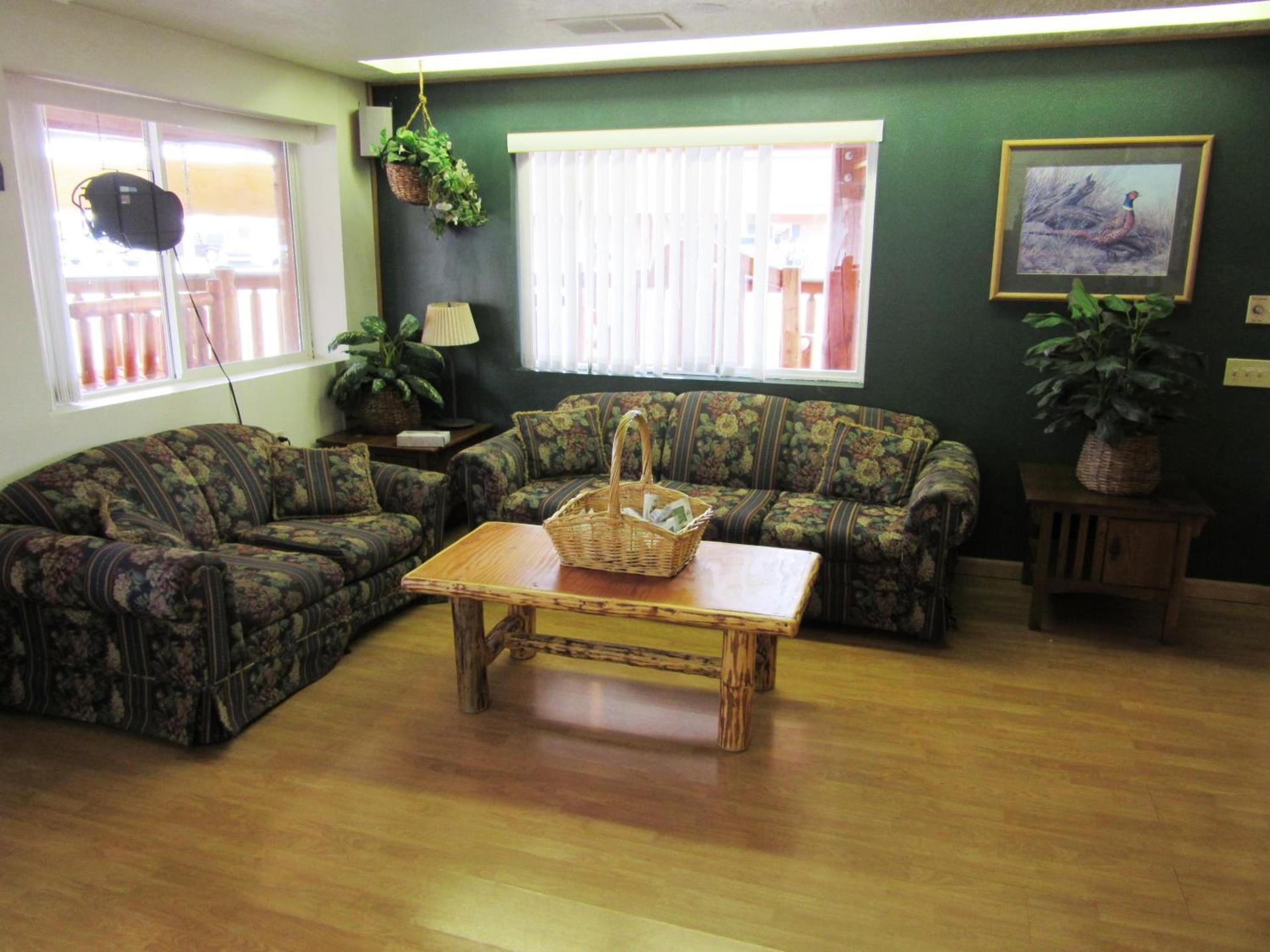 Yellowstone Country Inn photo 7