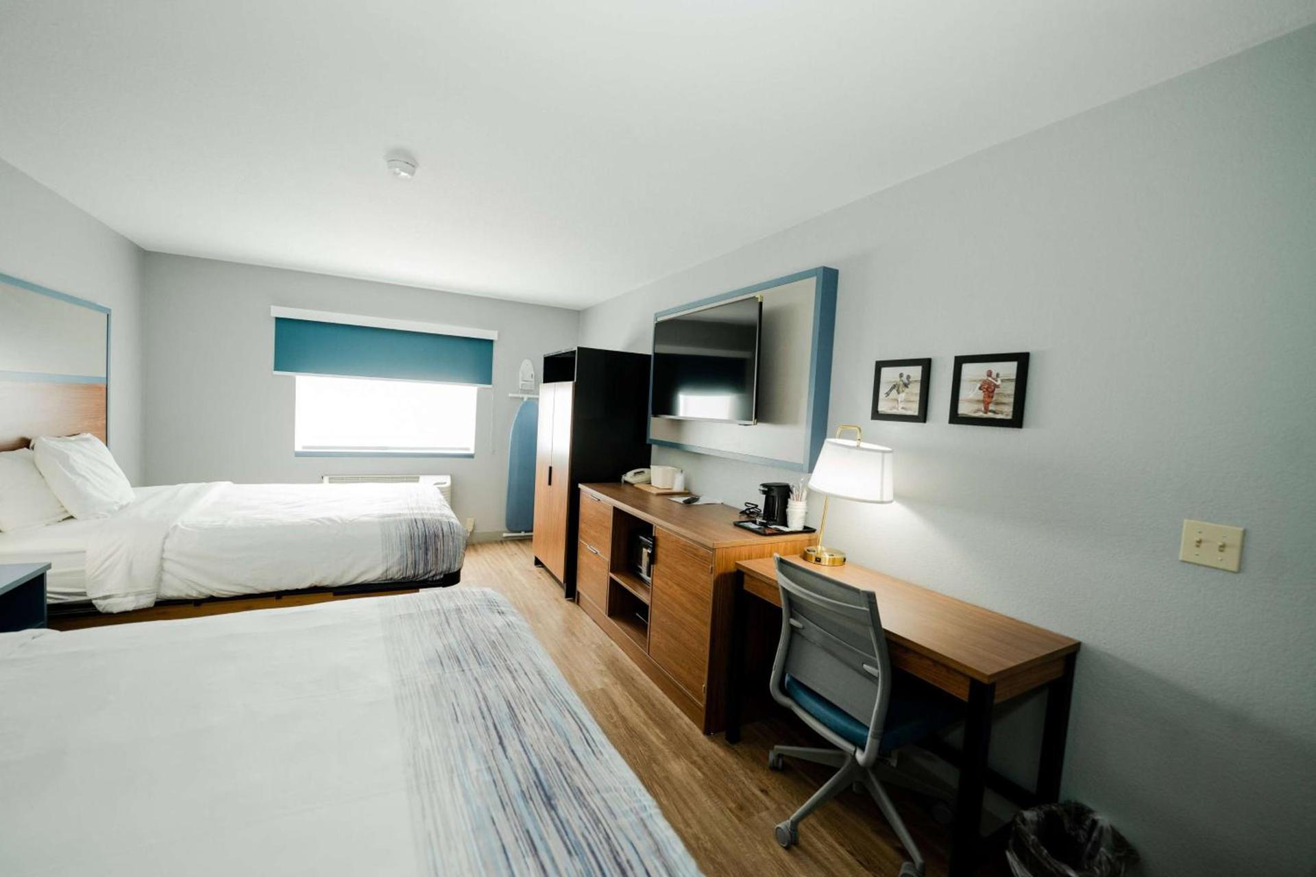 AmericInn by Wyndham Tomahawk photo 15