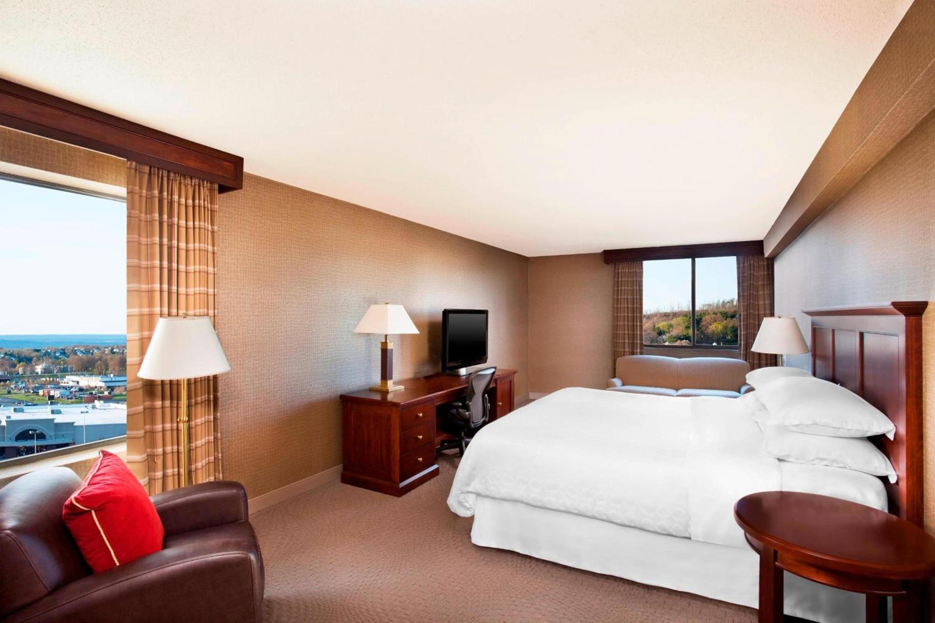 Sheraton Harrisburg Hershey Hotel photo 9