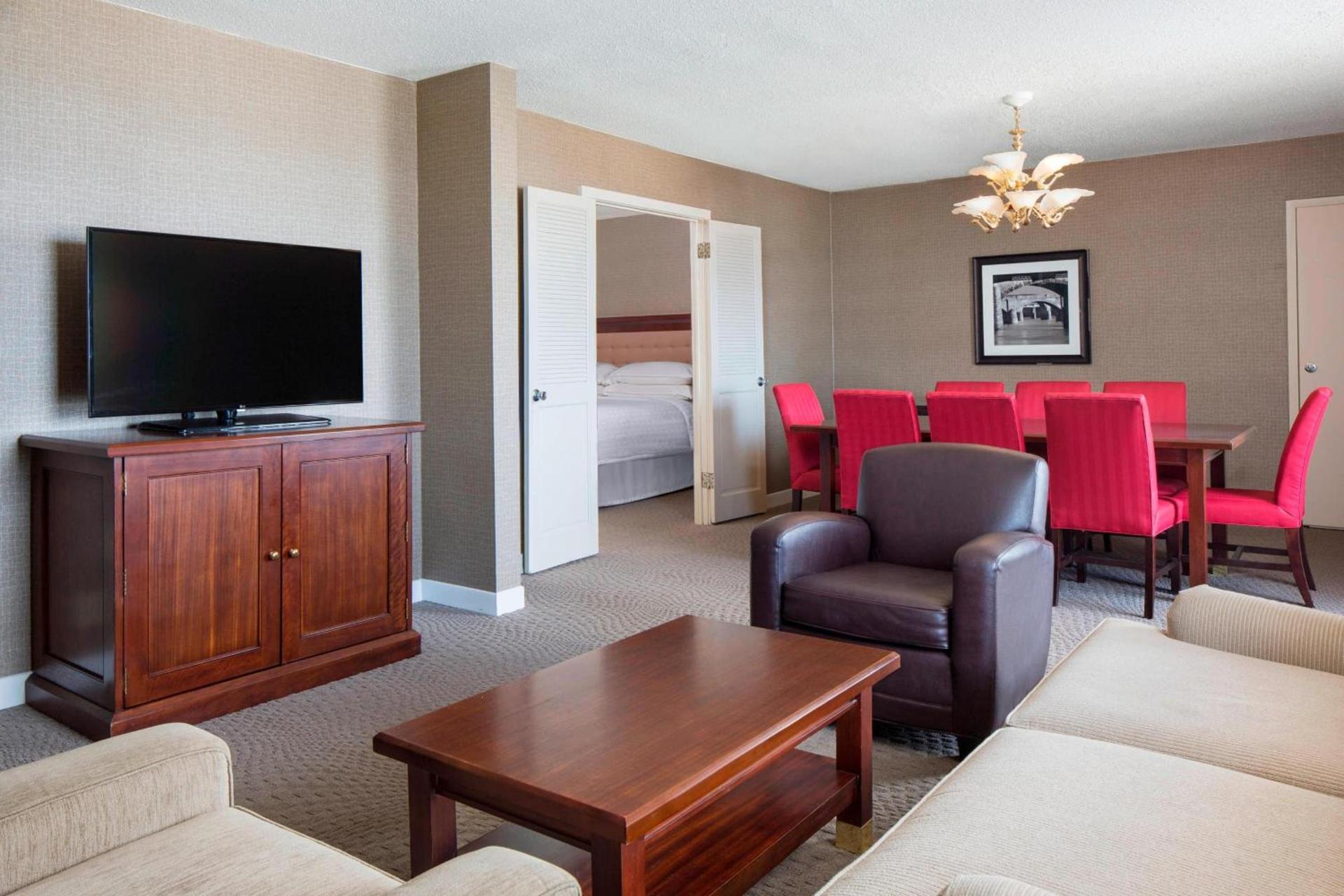 Sheraton Harrisburg Hershey Hotel photo 11