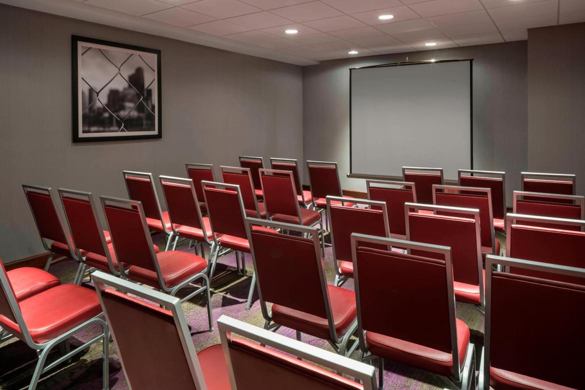 Four Points by Sheraton Boston Logan Airport Revere photo 17