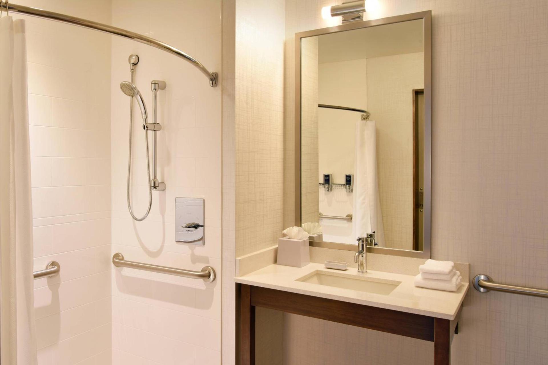 Four Points by Sheraton Coral Gables photo 11