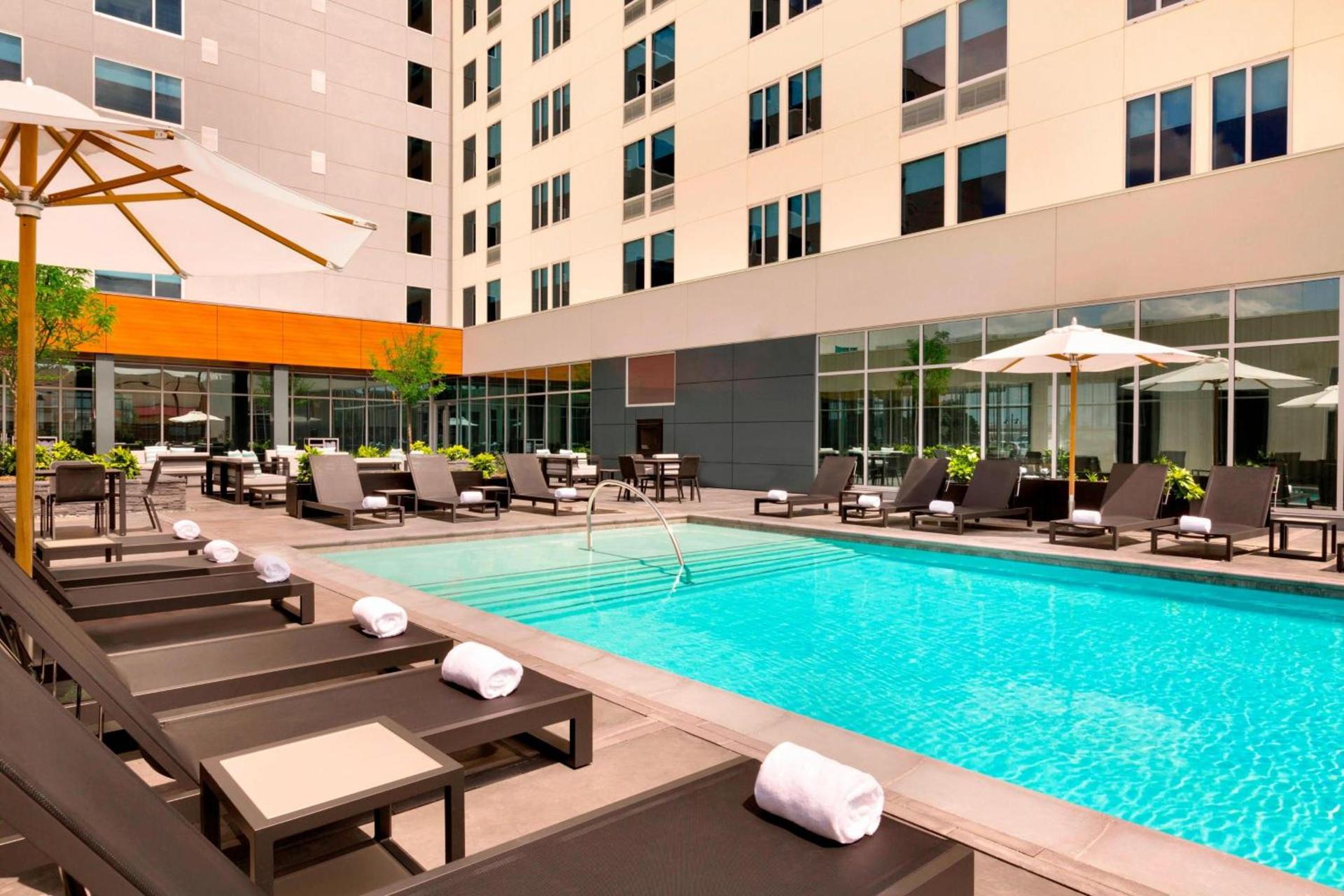 Aloft by Marriott Dallas Love Field photo 13