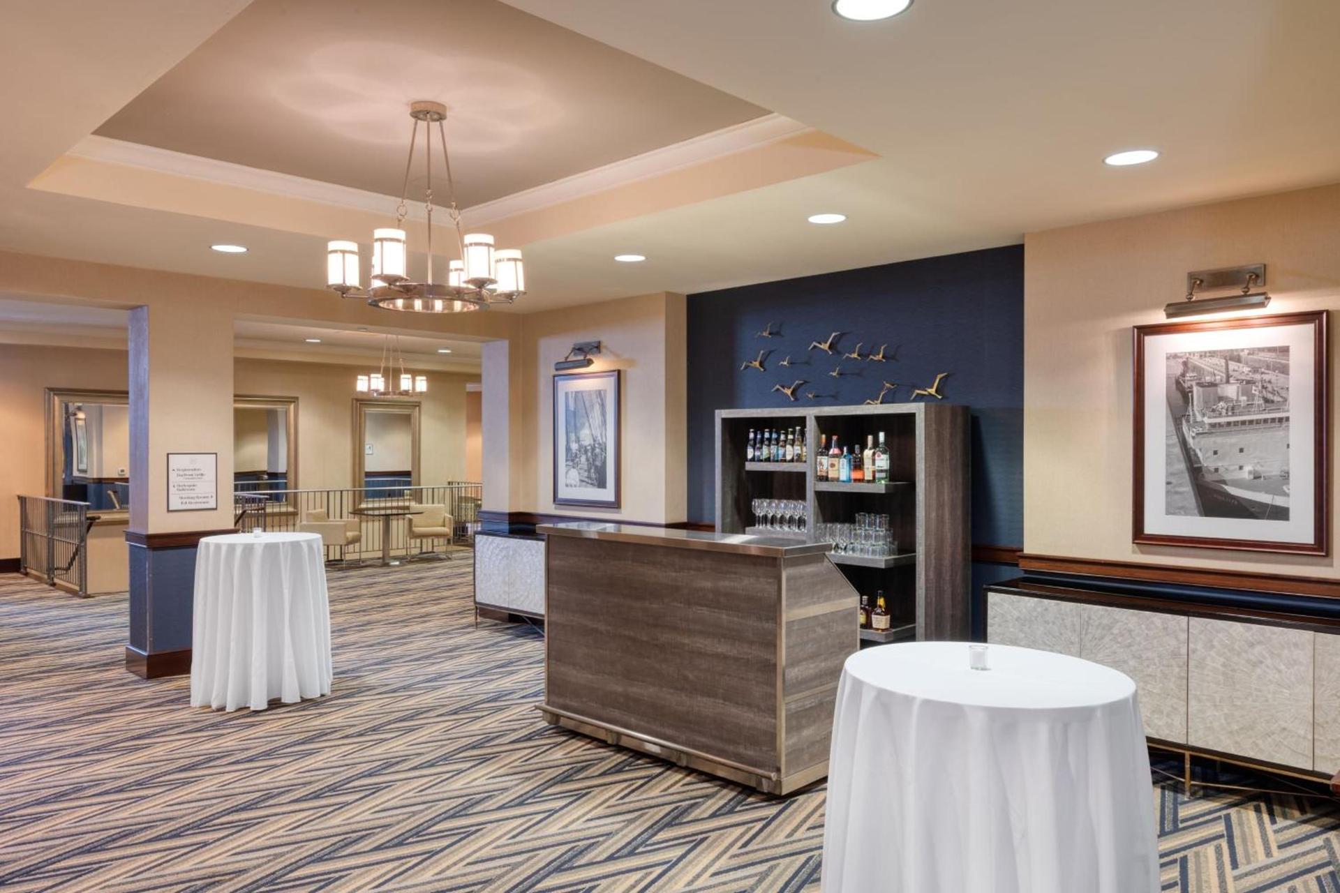 Sheraton Erie Bayfront Hotel photo 47