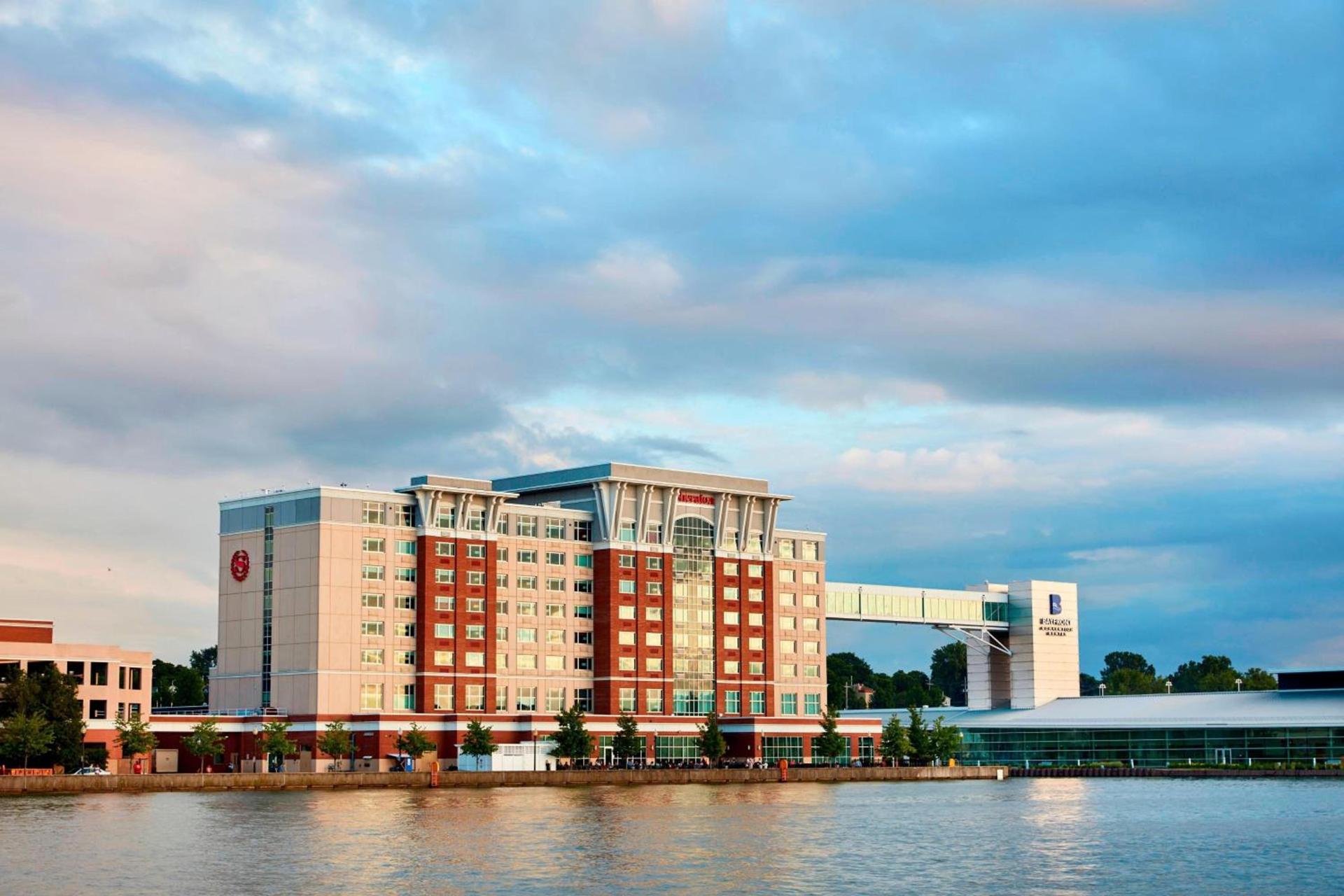 Sheraton Erie Bayfront Hotel photo 1