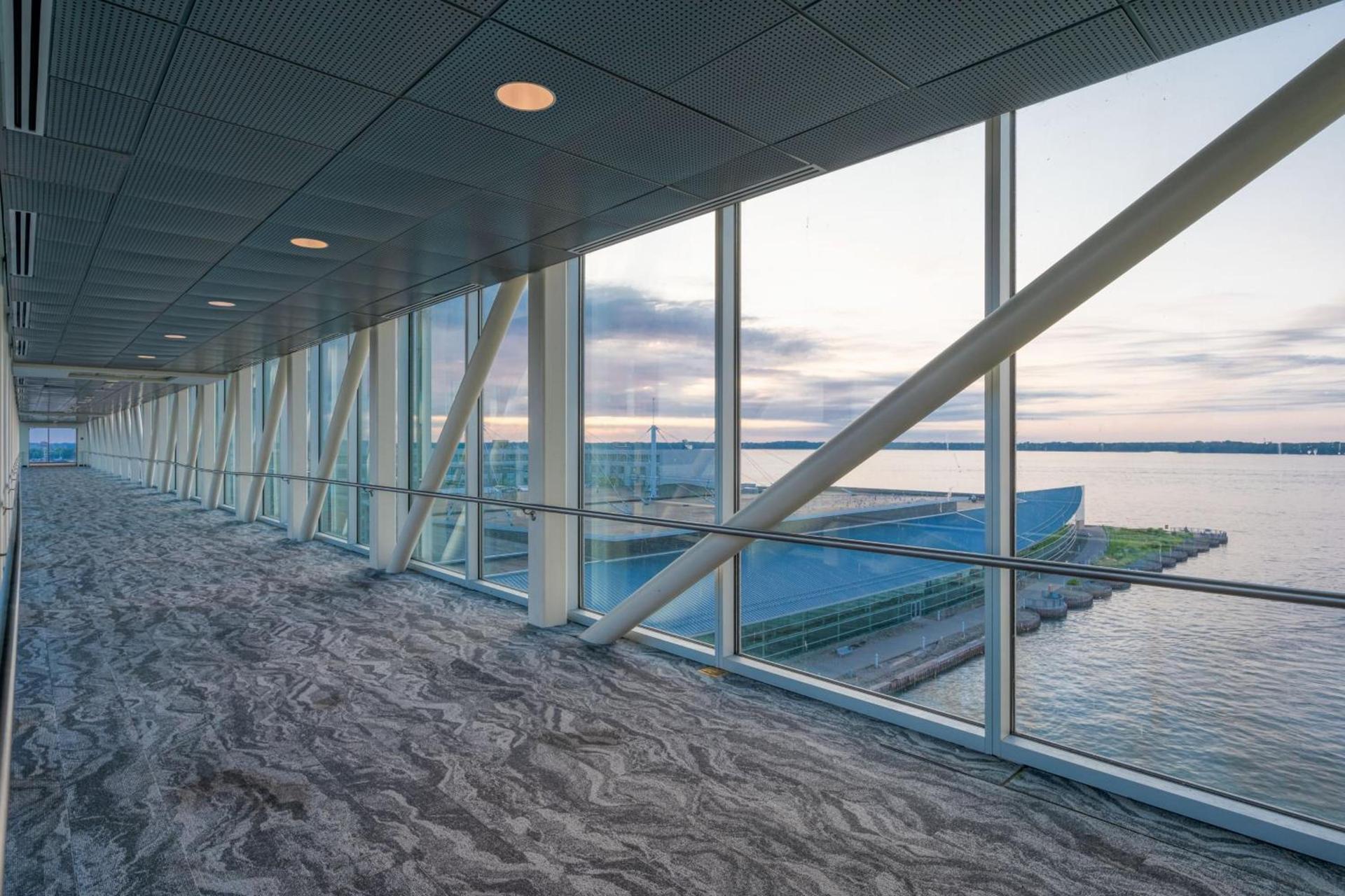 Sheraton Erie Bayfront Hotel photo 52
