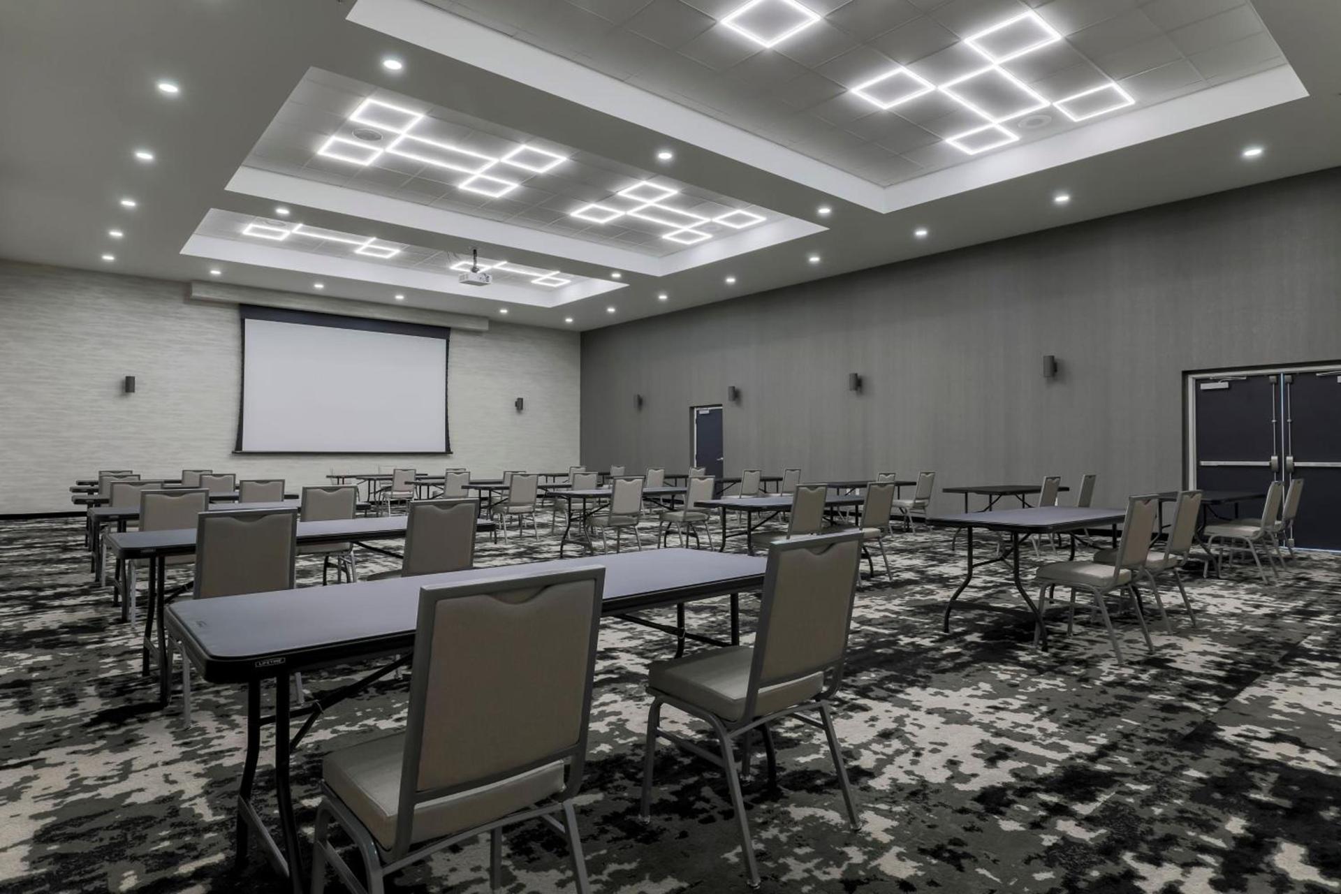 Four Points by Sheraton Amarillo Central photo 4