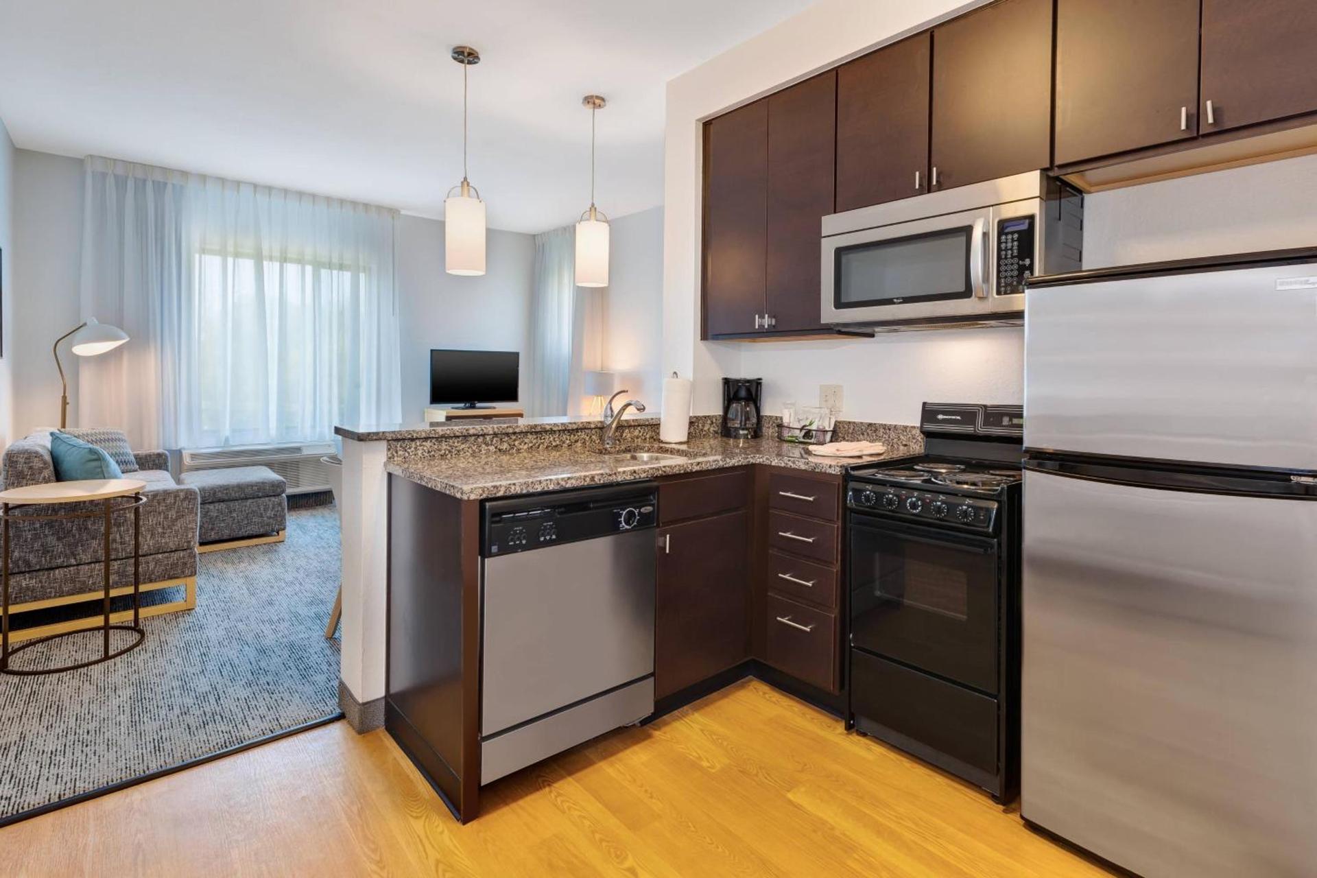 TownePlace Suites by Marriott Nashville Airport photo 30