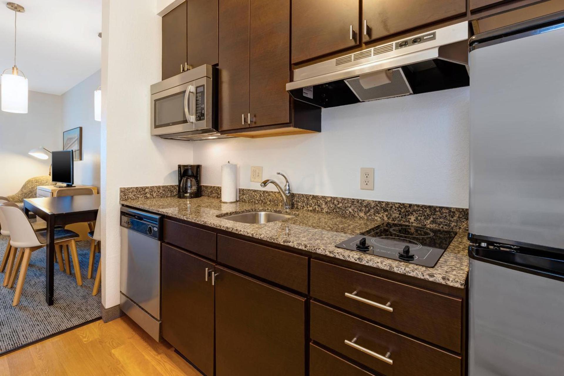 TownePlace Suites by Marriott Nashville Airport photo 8