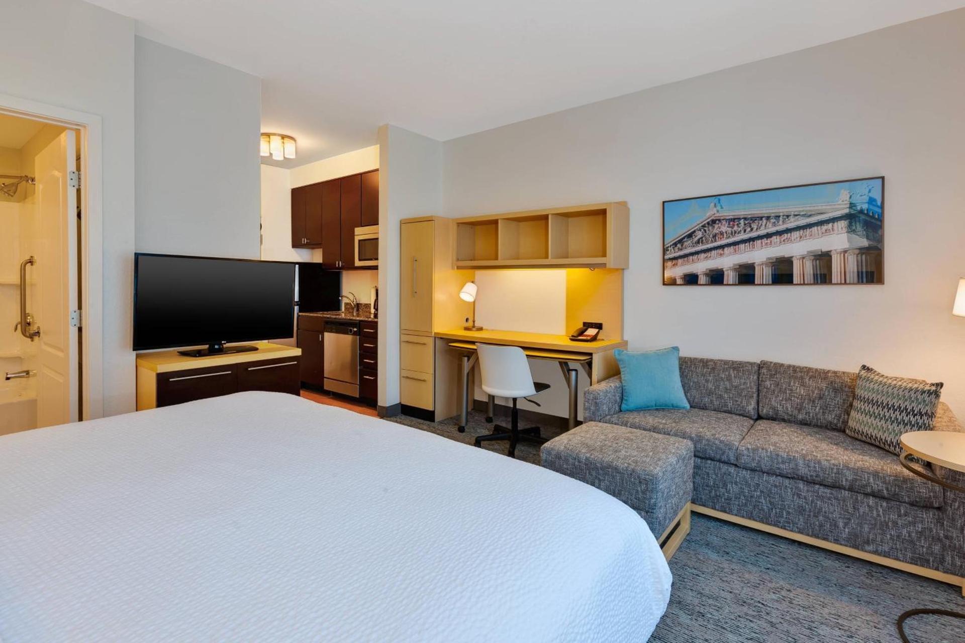 TownePlace Suites by Marriott Nashville Airport photo 10
