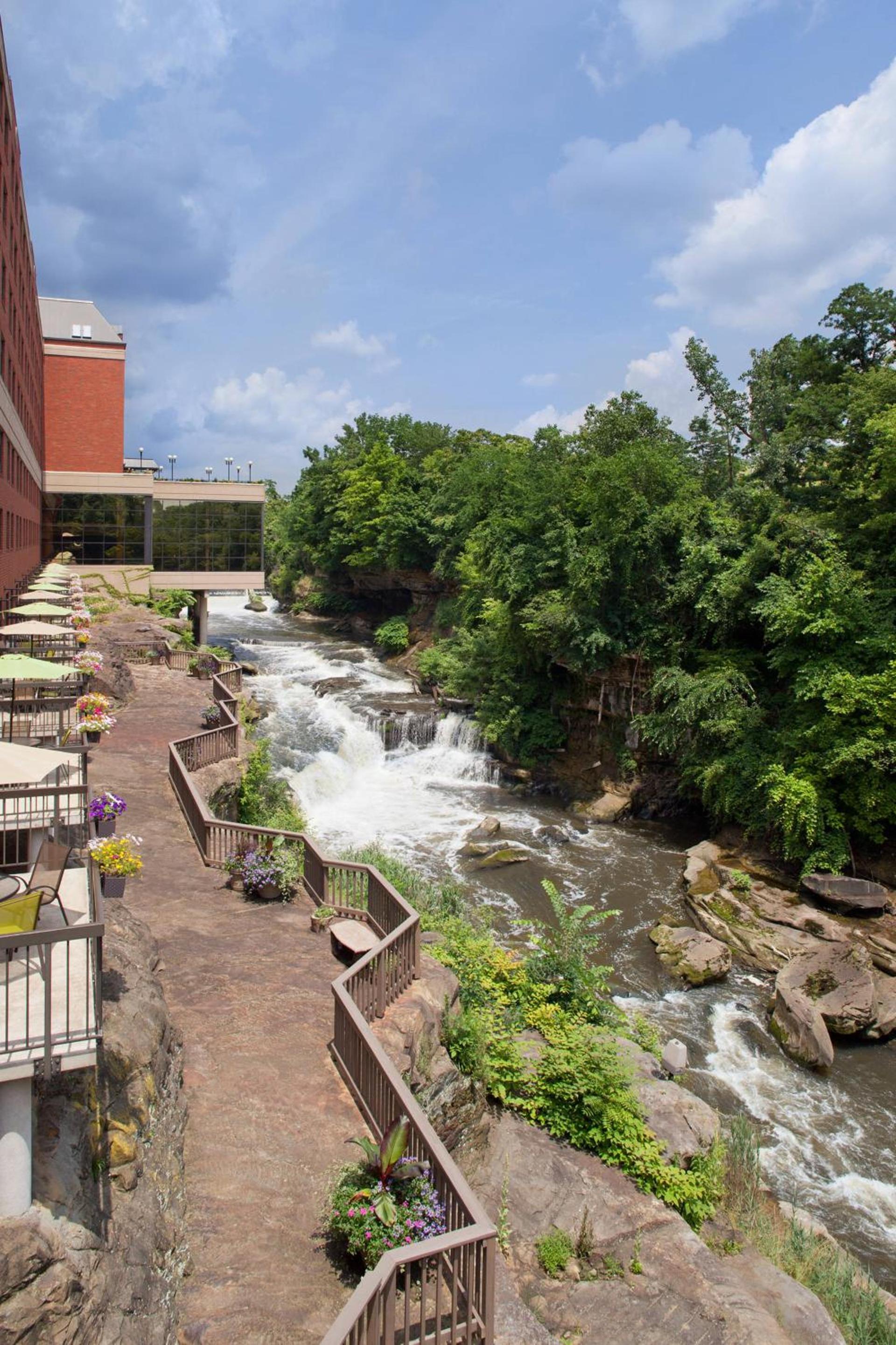Sheraton Suites Akron Cuyahoga Falls photo 4