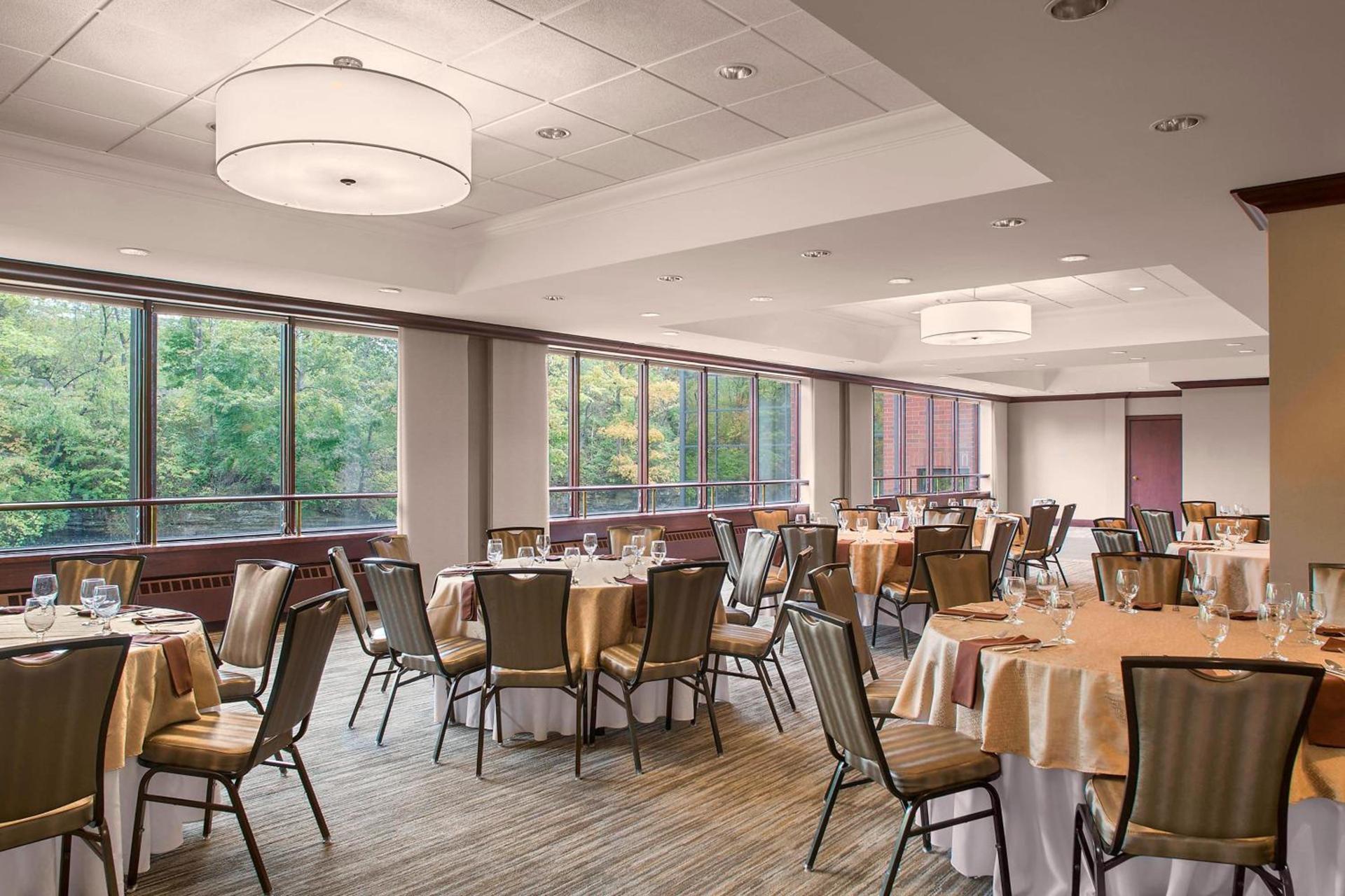 Sheraton Suites Akron Cuyahoga Falls photo 30