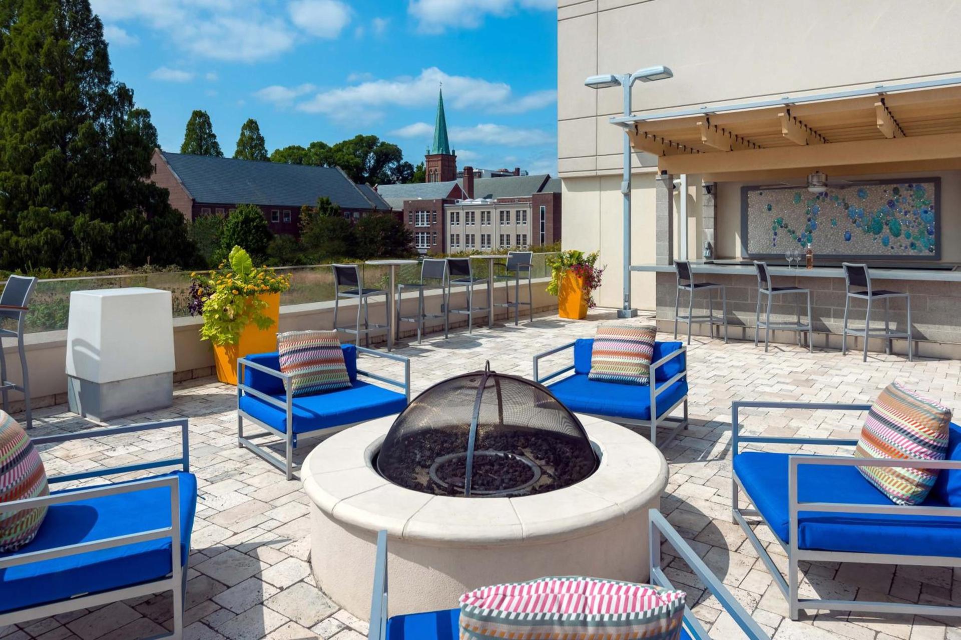 Aloft by Marriott Asheville Downtown photo 8