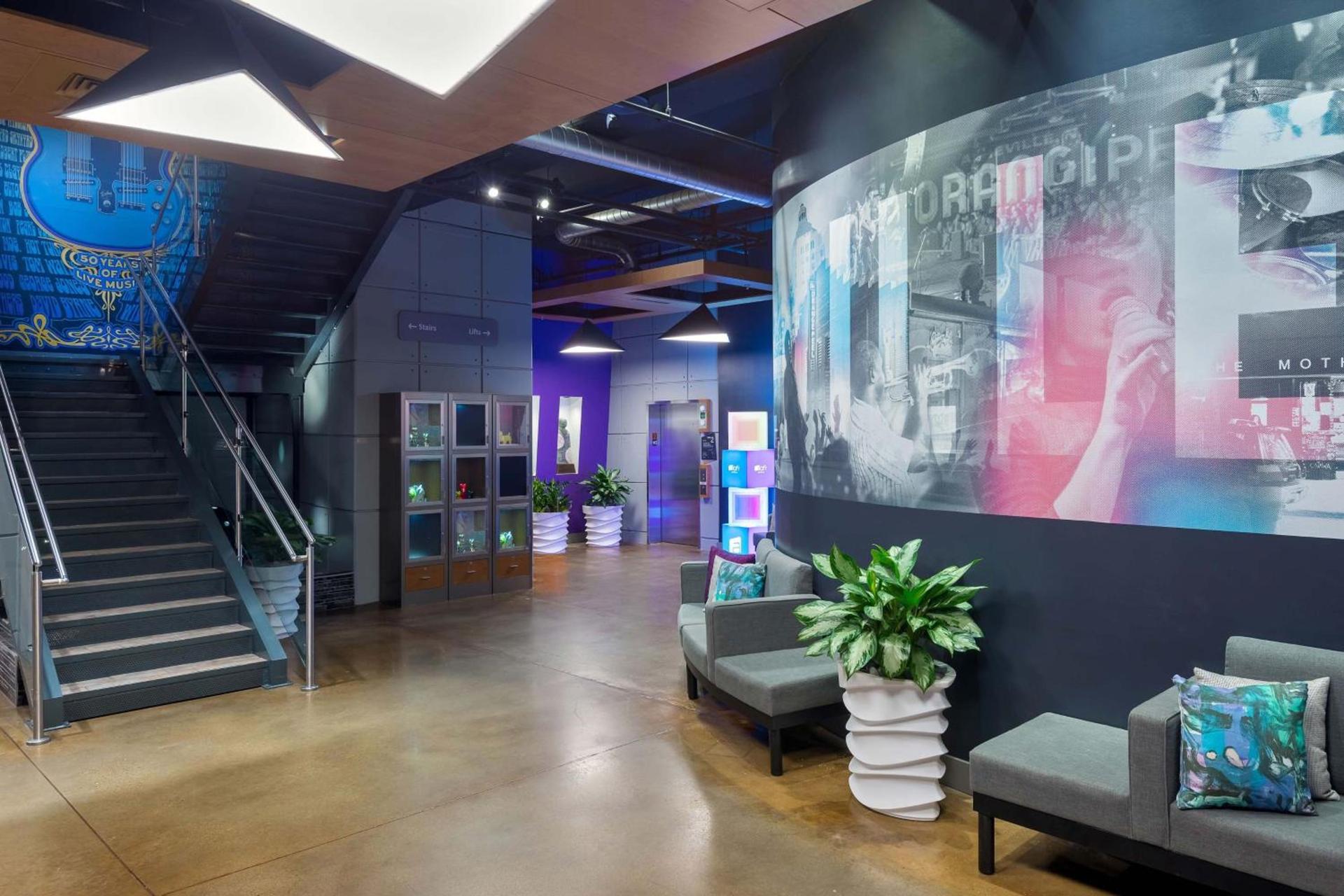 Aloft by Marriott Asheville Downtown photo 6