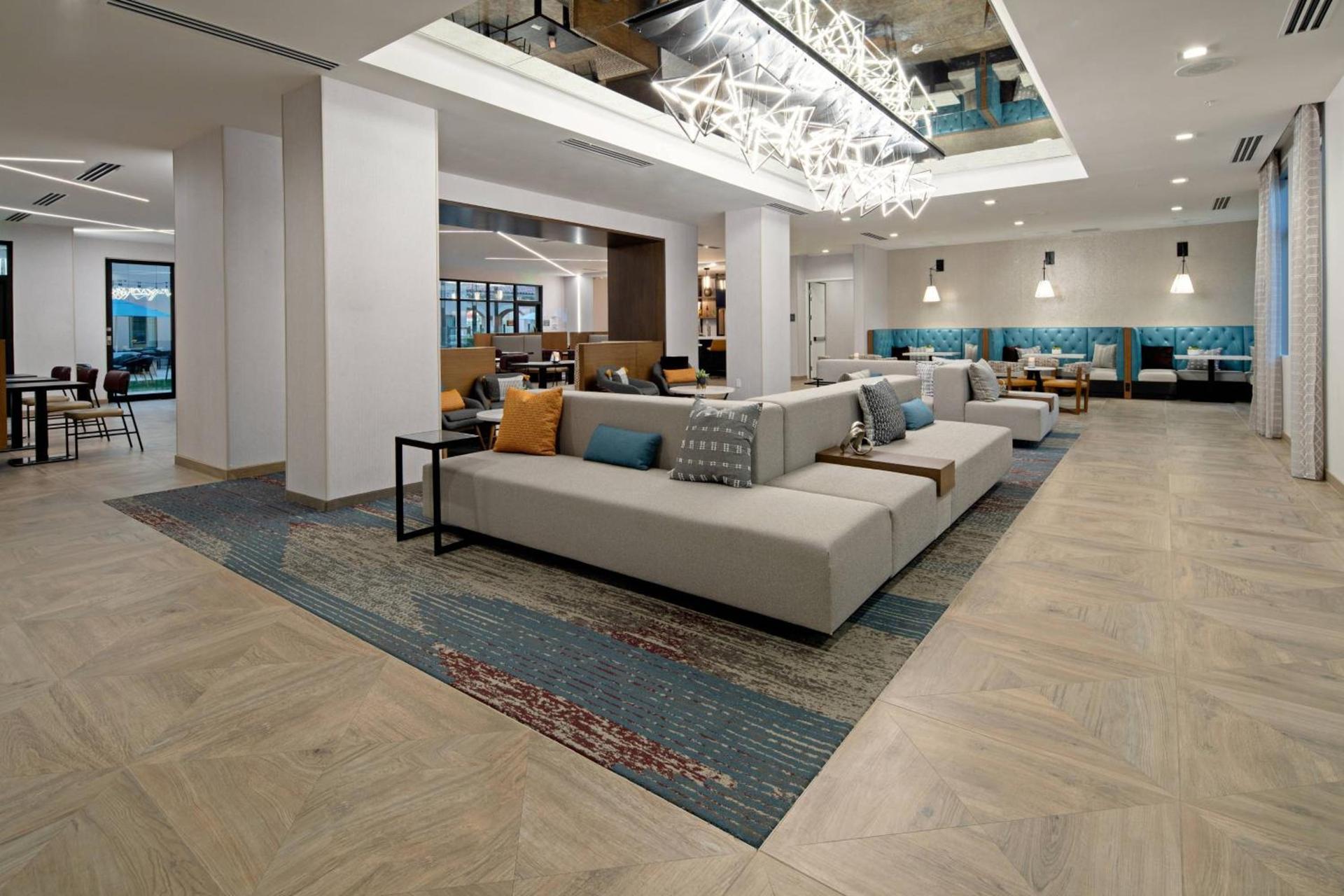SpringHill Suites by Marriott Valencia photo 7