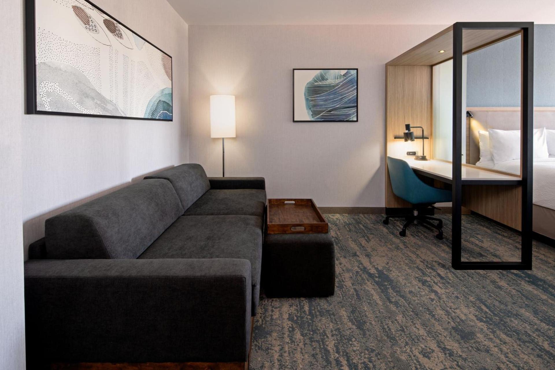 SpringHill Suites by Marriott Valencia photo 11
