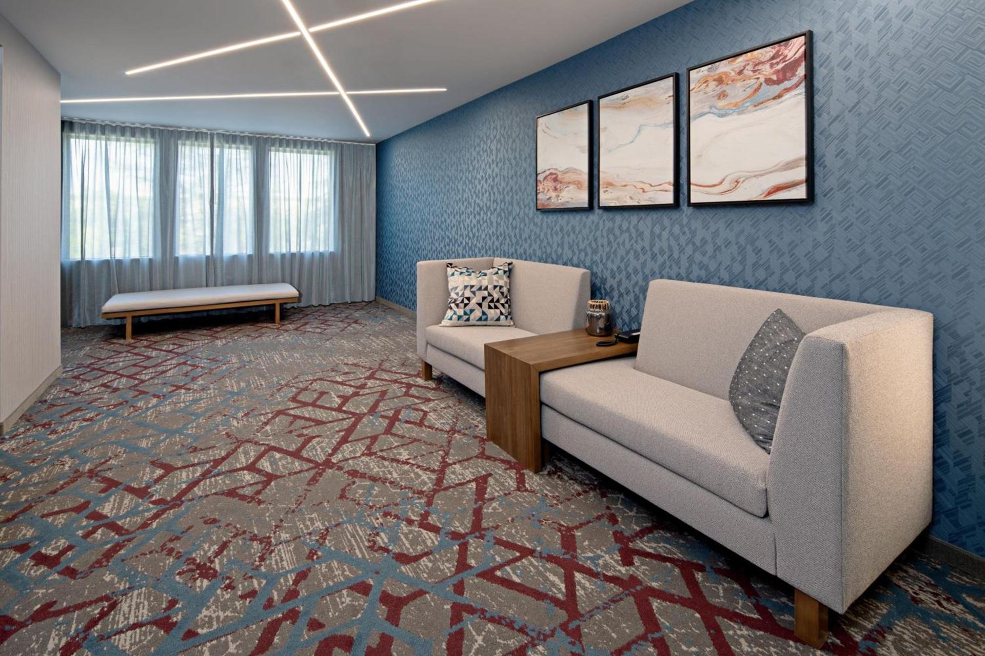 SpringHill Suites by Marriott Valencia photo 8