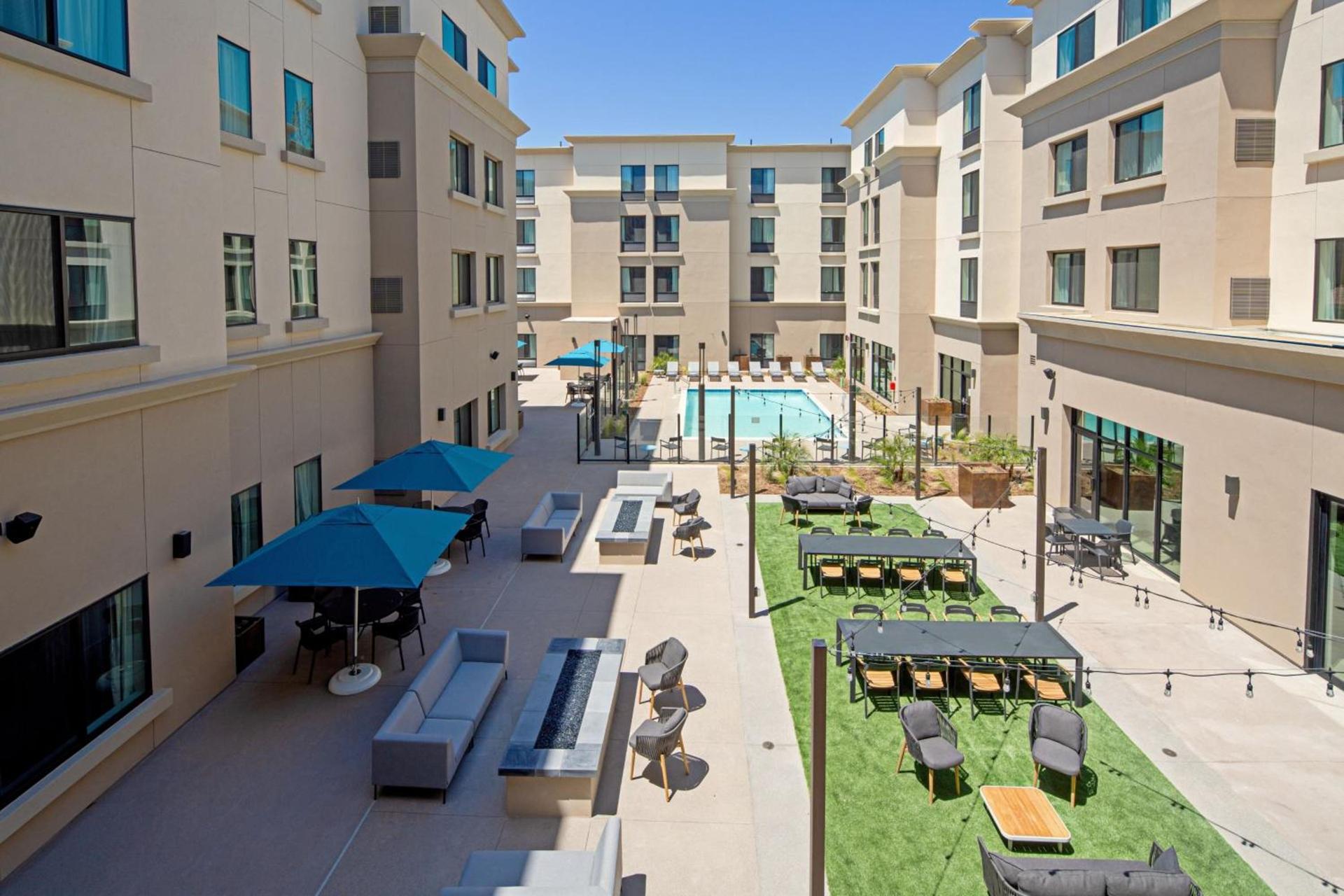 SpringHill Suites by Marriott Valencia photo 22