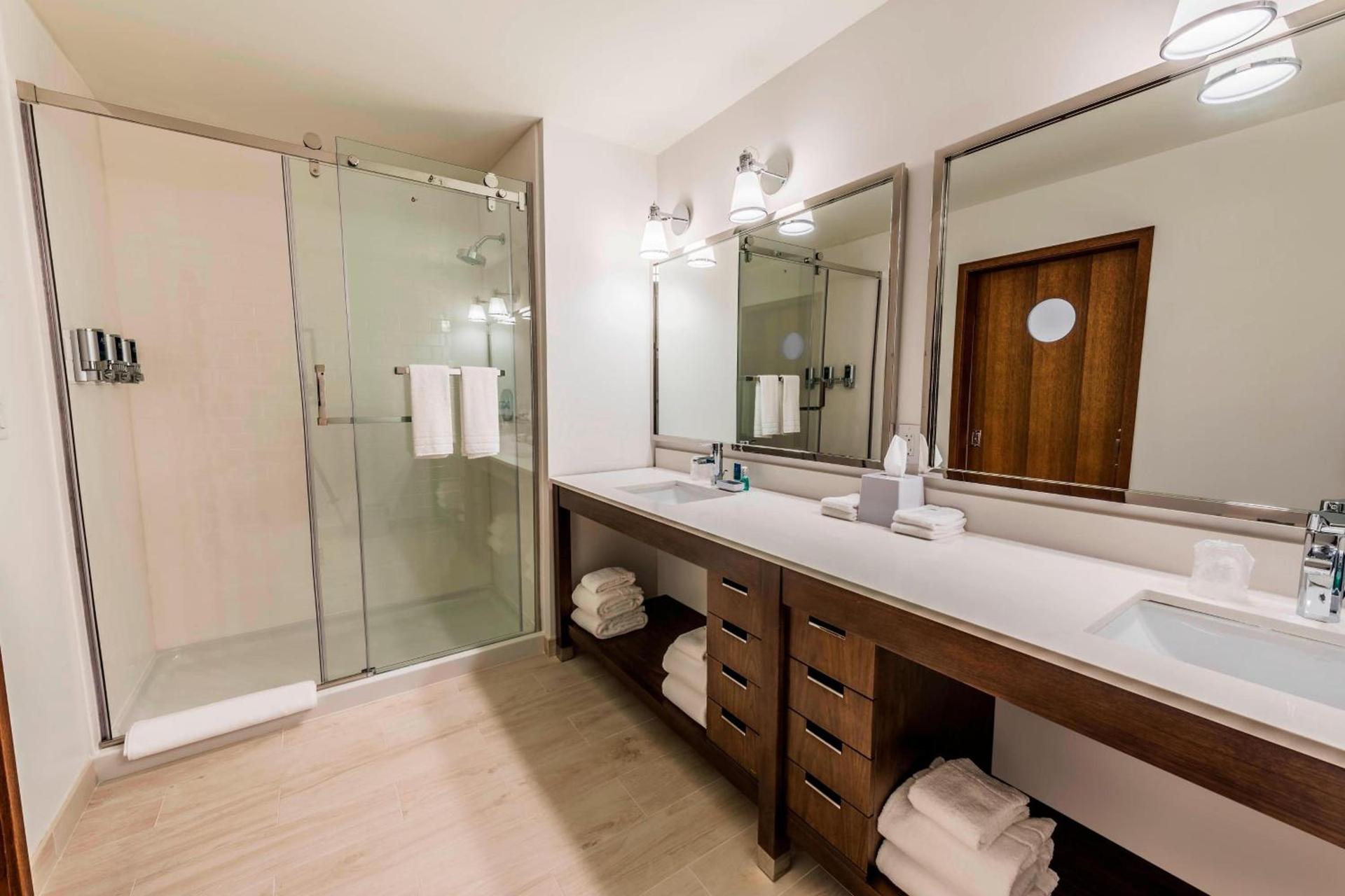 Four Points By Sheraton Houston Energy Corridor photo 12