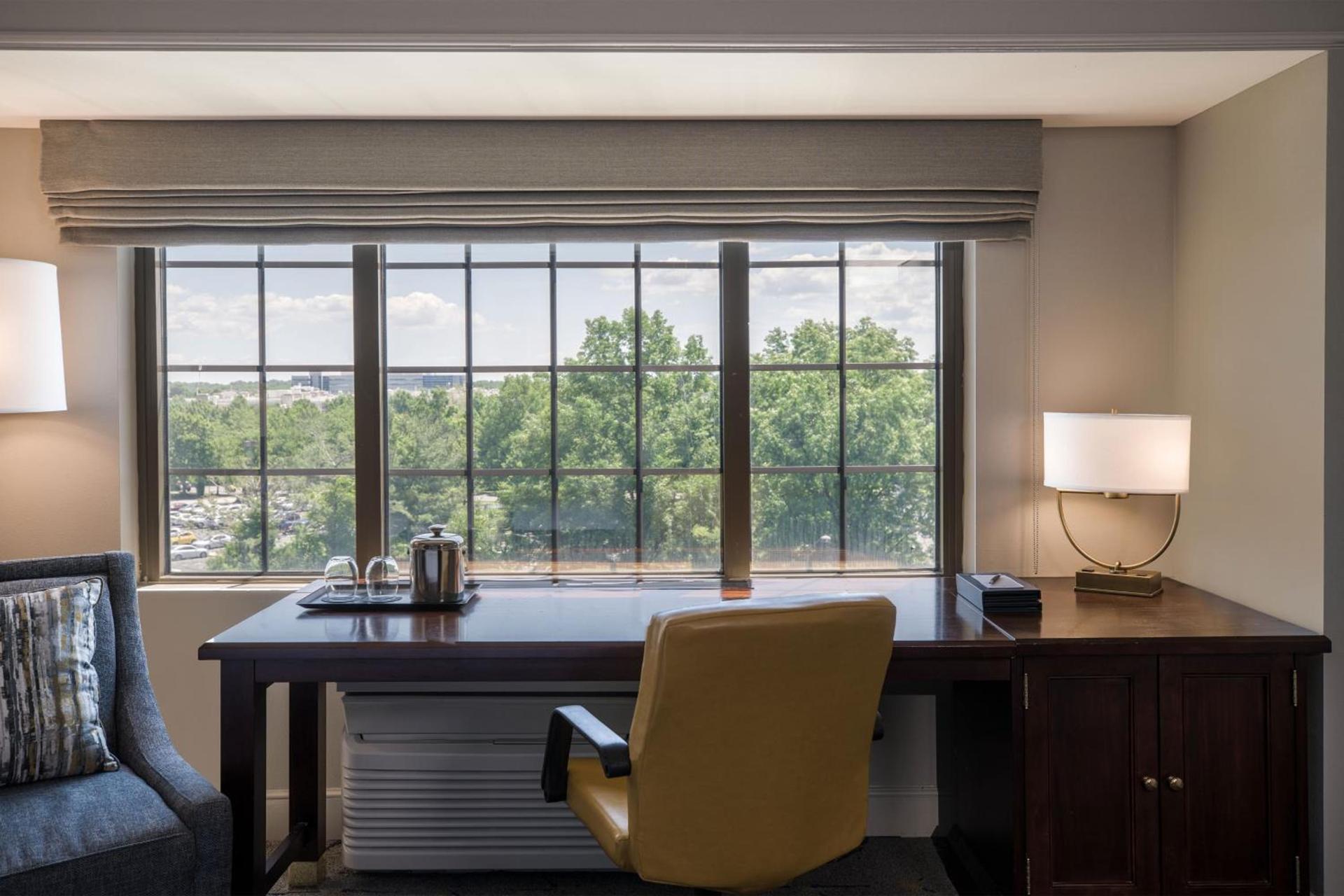 Sheraton Baltimore Washington Airport - BWI photo 21