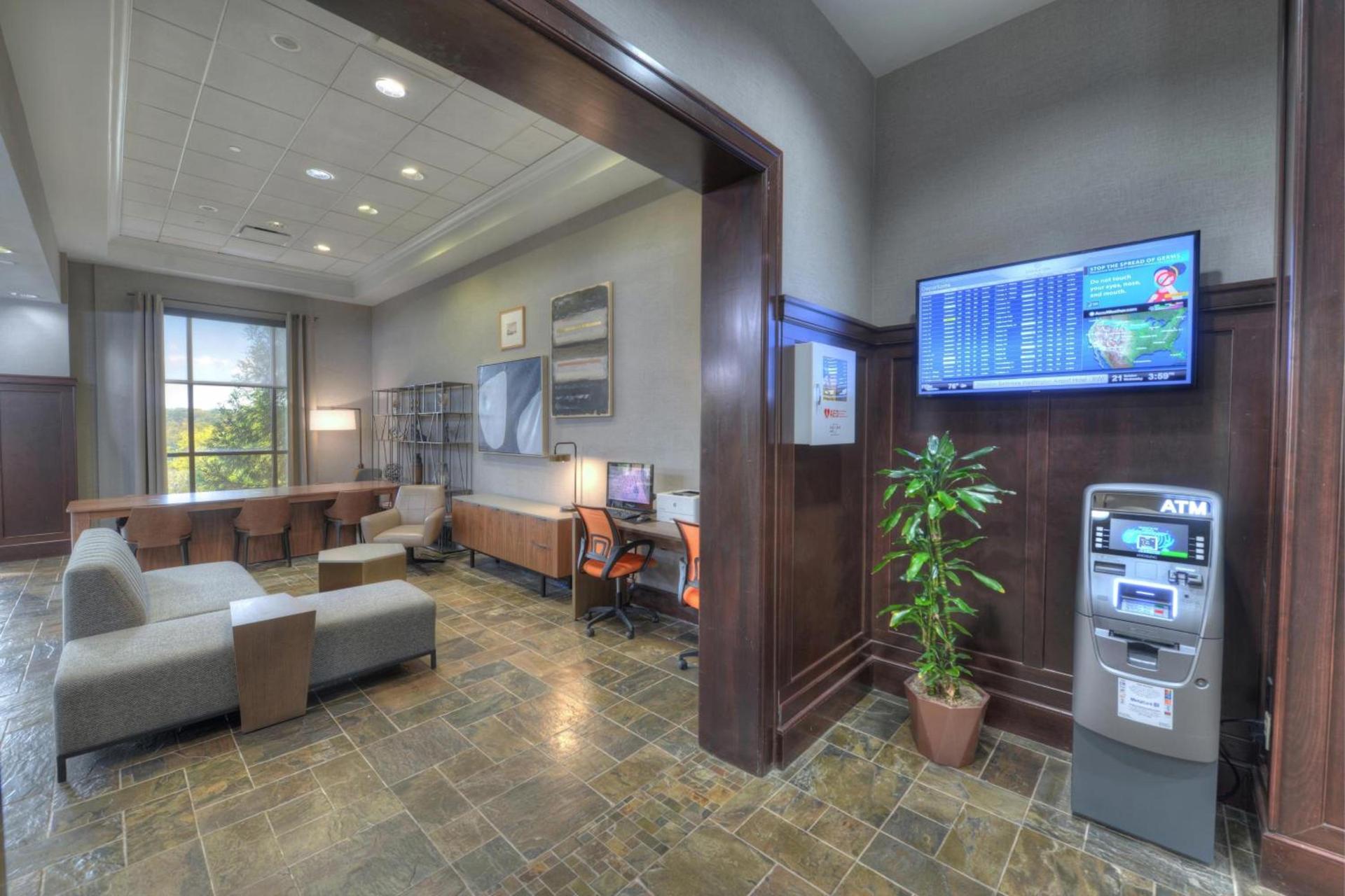 Sheraton Baltimore Washington Airport - BWI photo 16