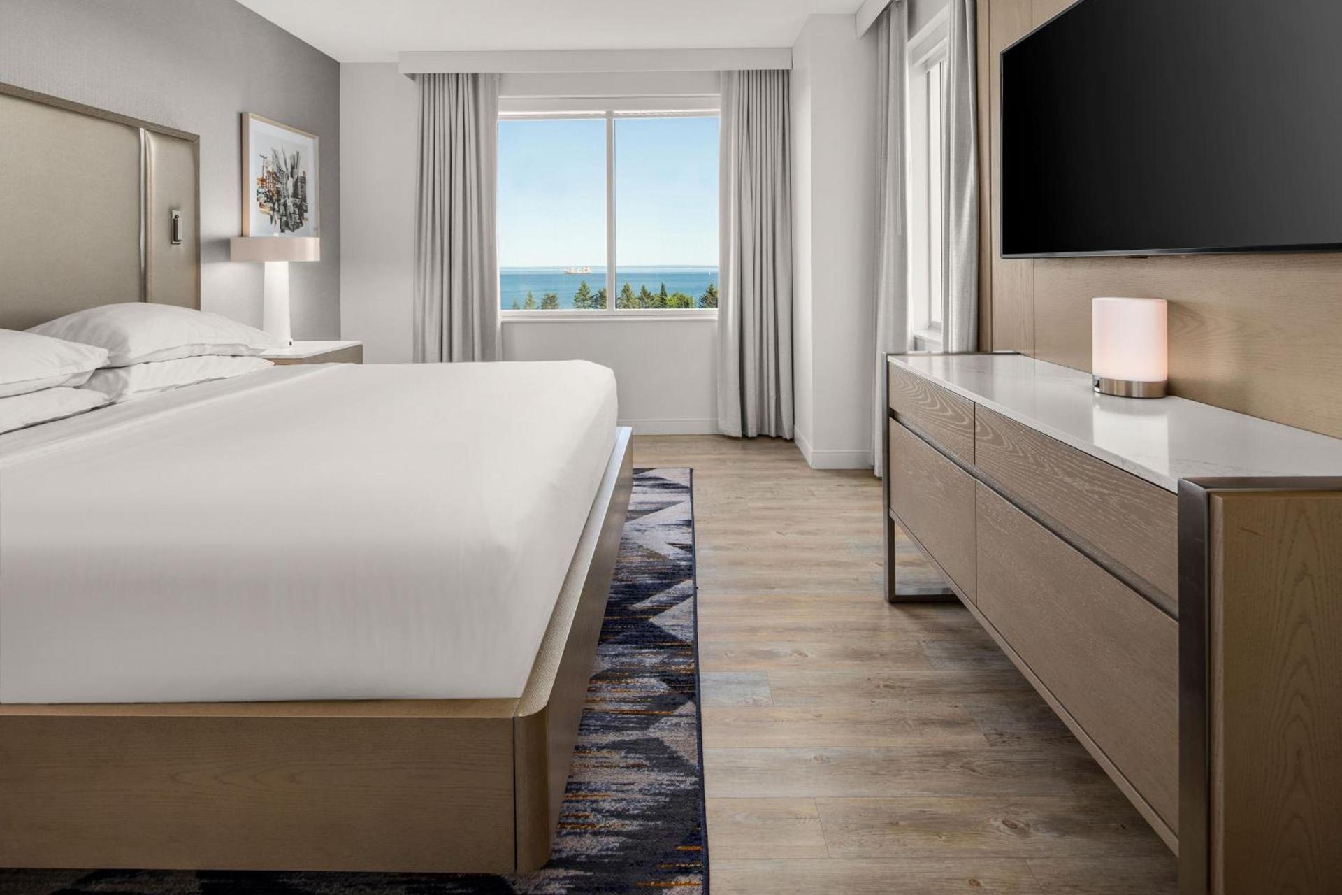 Sheraton Duluth Hotel photo 23