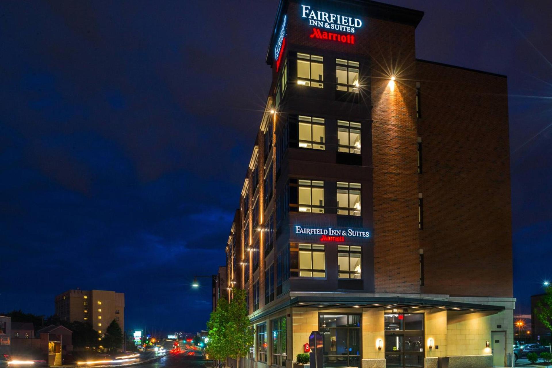 Fairfield Inn & Suites by Marriott Boston Cambridge photo 4