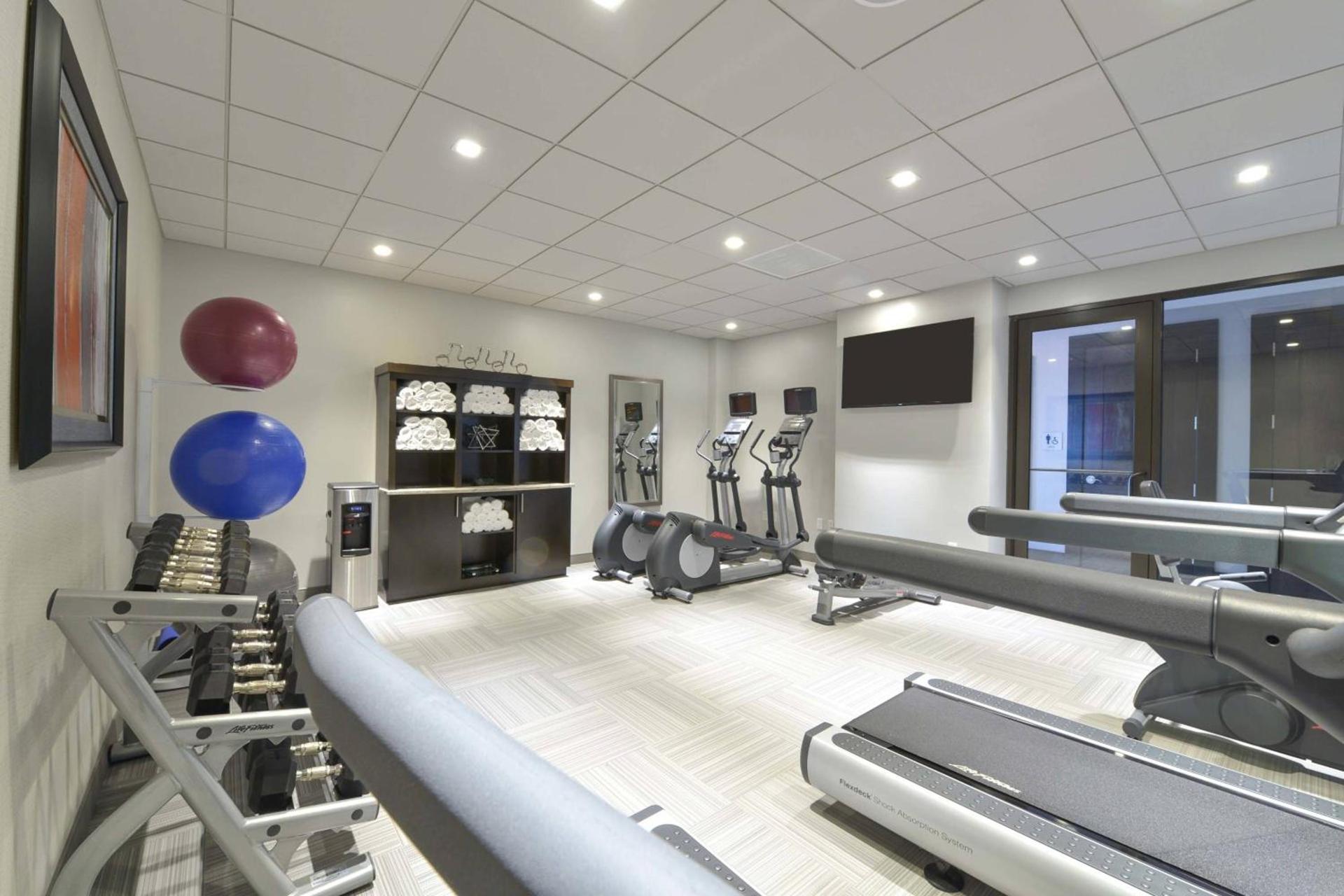 Fairfield Inn & Suites by Marriott Boston Cambridge photo 24