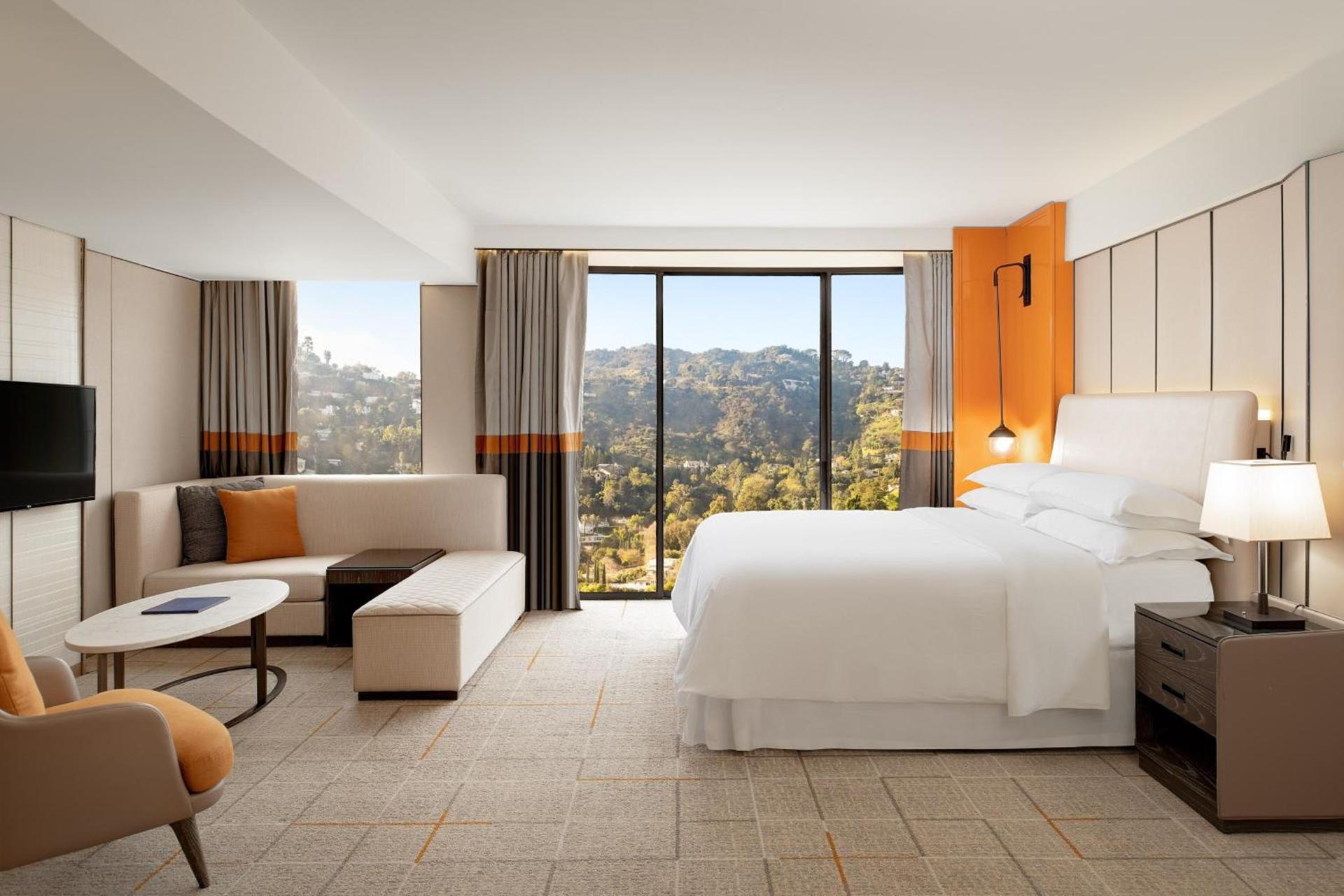 Sheraton Universal photo 45