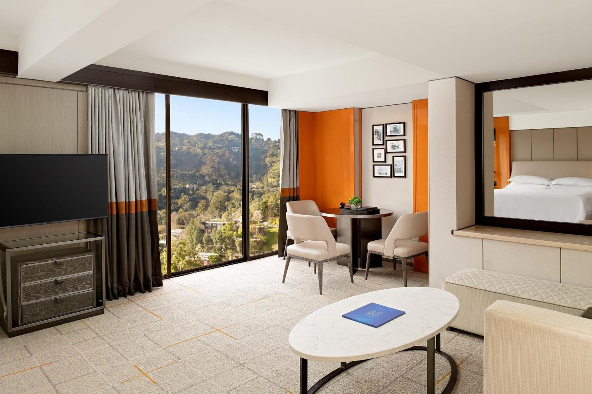 Sheraton Universal photo 48