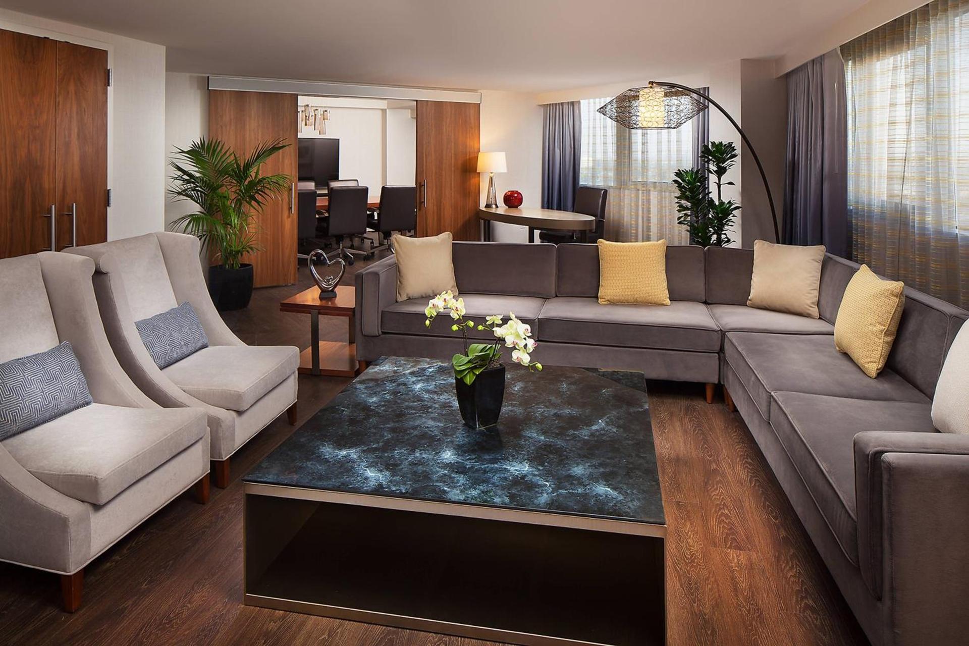 Sheraton Gateway Los Angeles Hotel photo 12