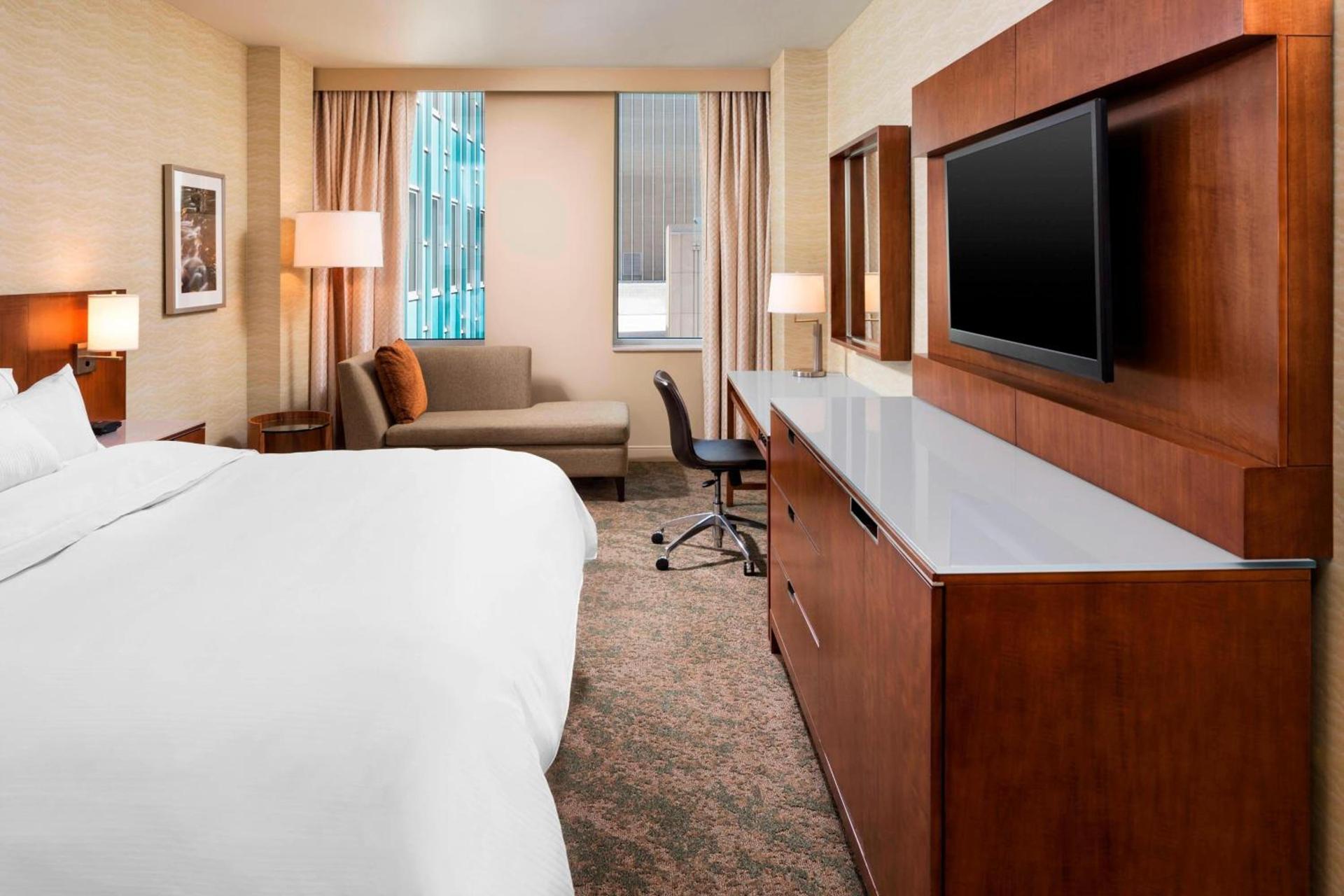The Westin Minneapolis - NEWLY RENOVATED photo 12