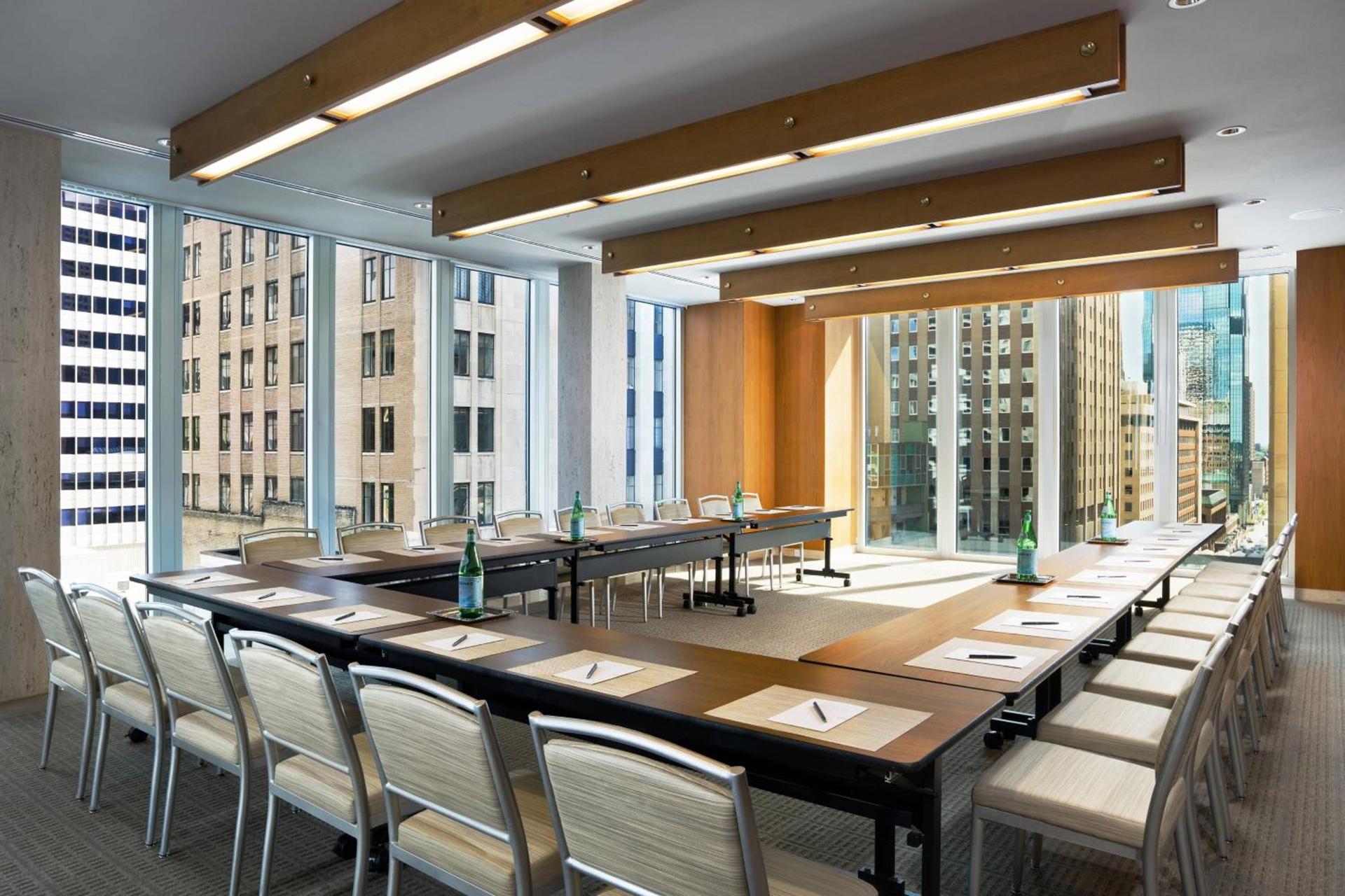 The Westin Minneapolis - NEWLY RENOVATED photo 41