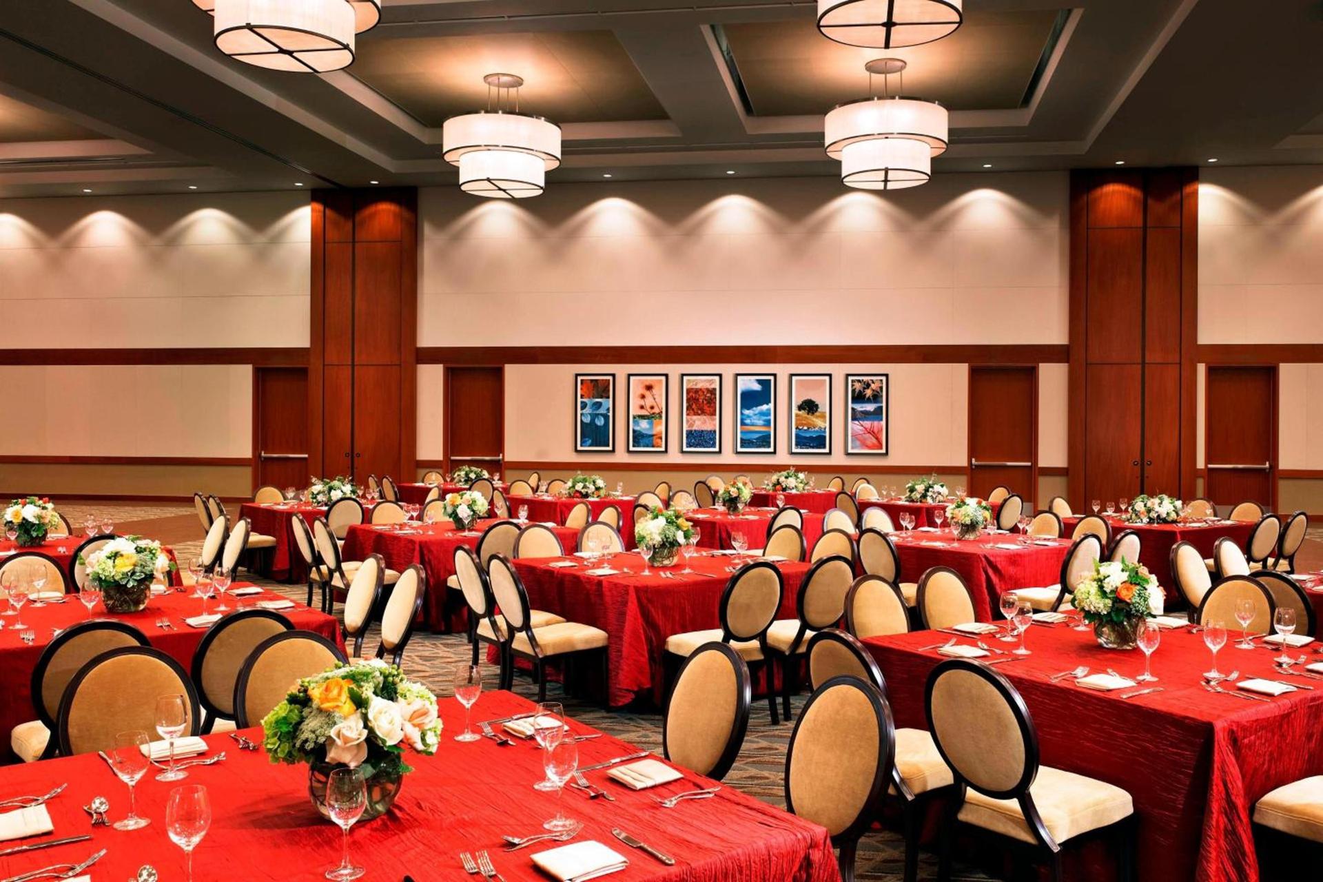 Sheraton Fairplex Suites & Conference Center photo 19