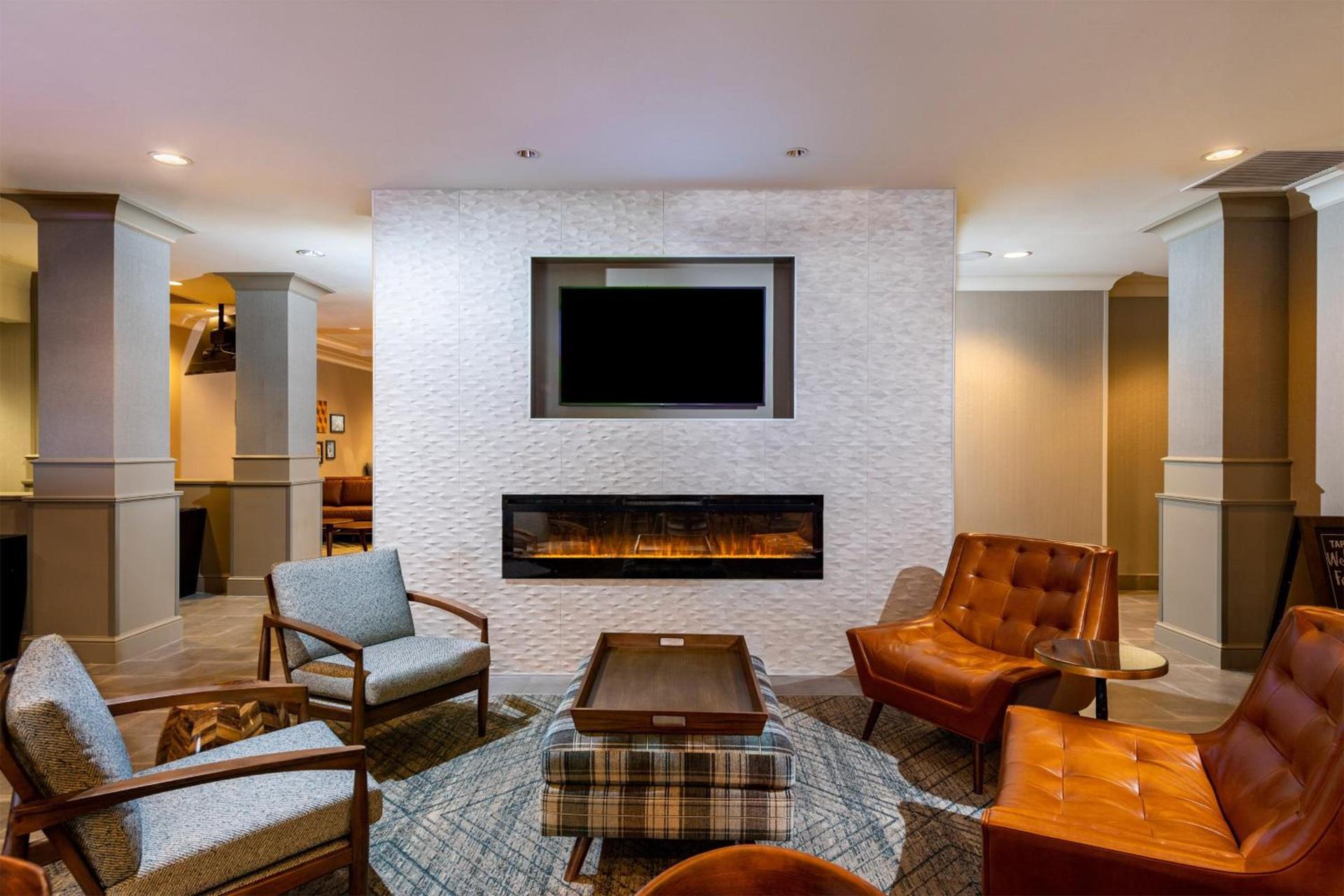 Radisson Hotel Fairview Heights - St Louis photo 46