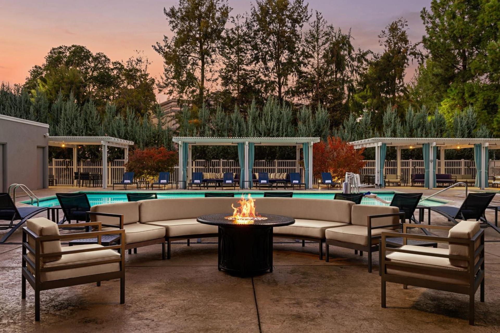 Pleasanton Marriott photo 23
