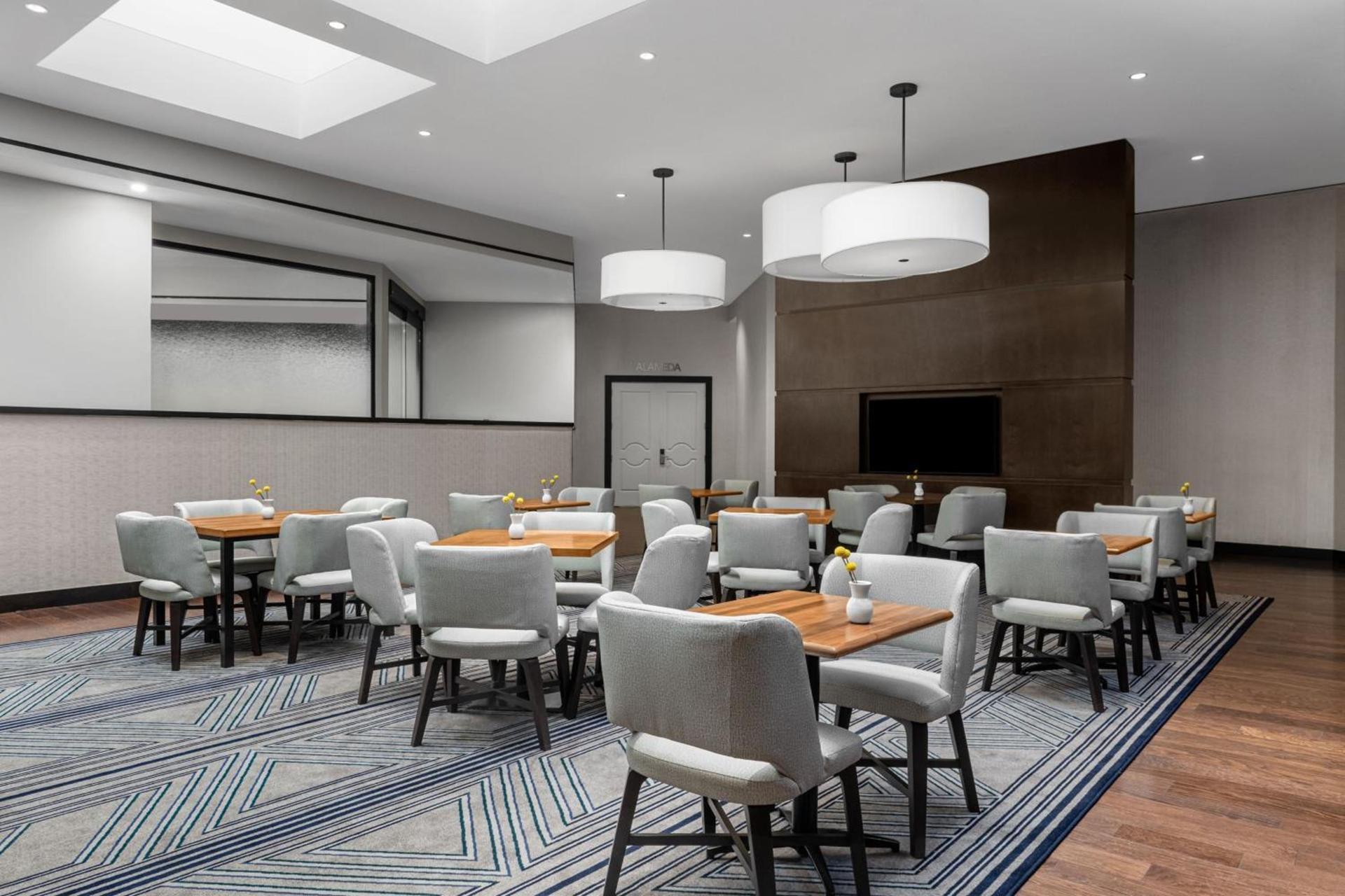 Pleasanton Marriott photo 24