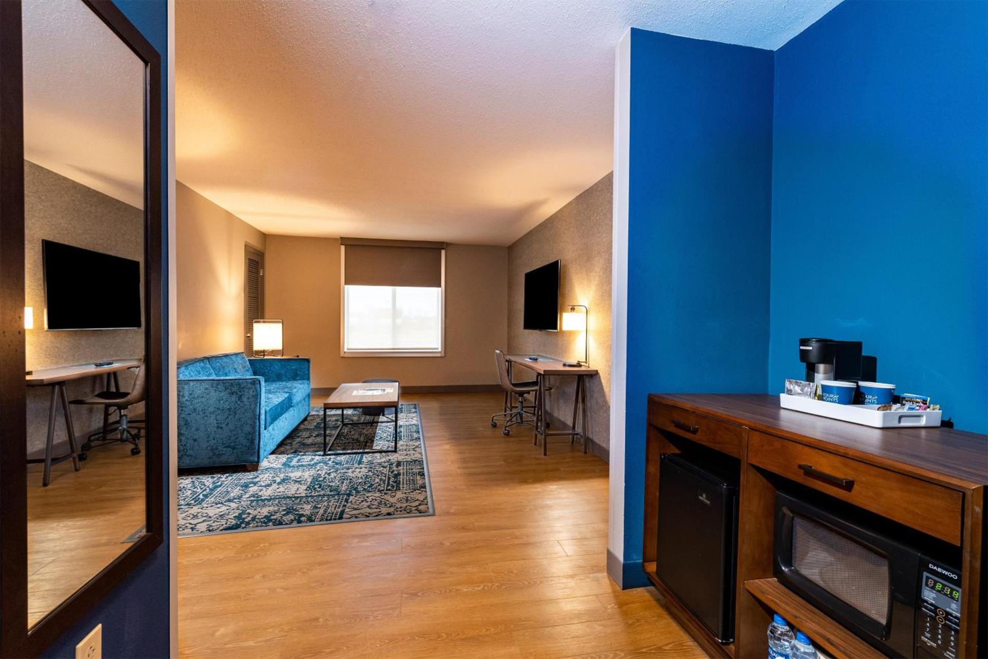 Radisson Hotel Fairview Heights - St Louis photo 42