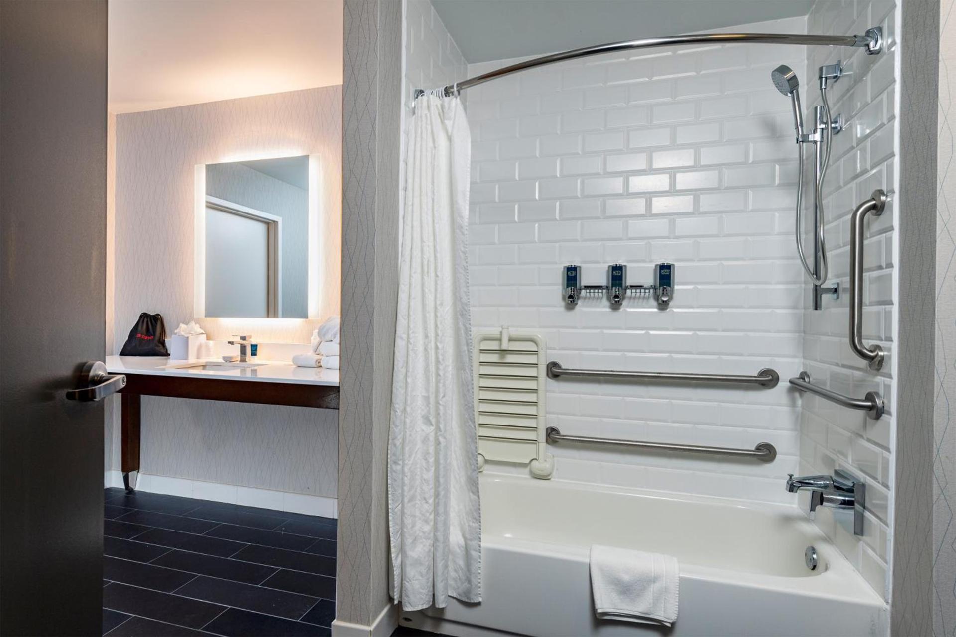 Radisson Hotel Fairview Heights - St Louis photo 40