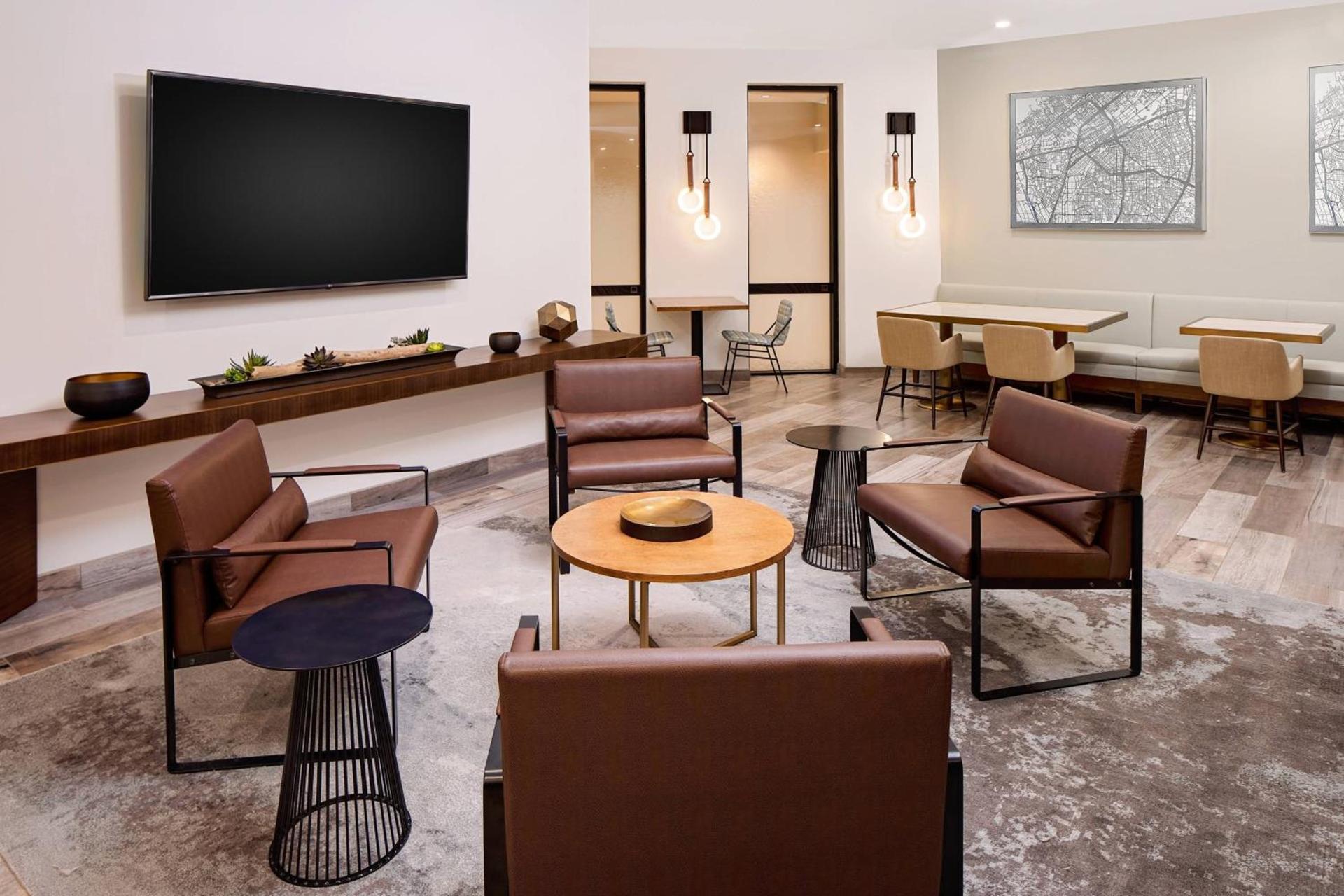 Pleasanton Marriott photo 14