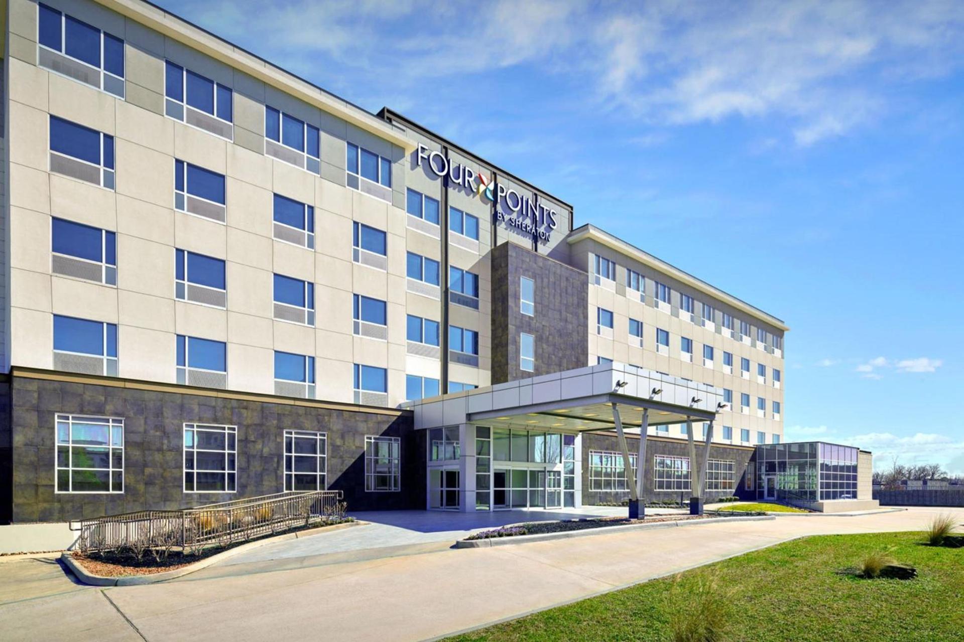 Four Points by Sheraton Houston Intercontinental Airport photo 10