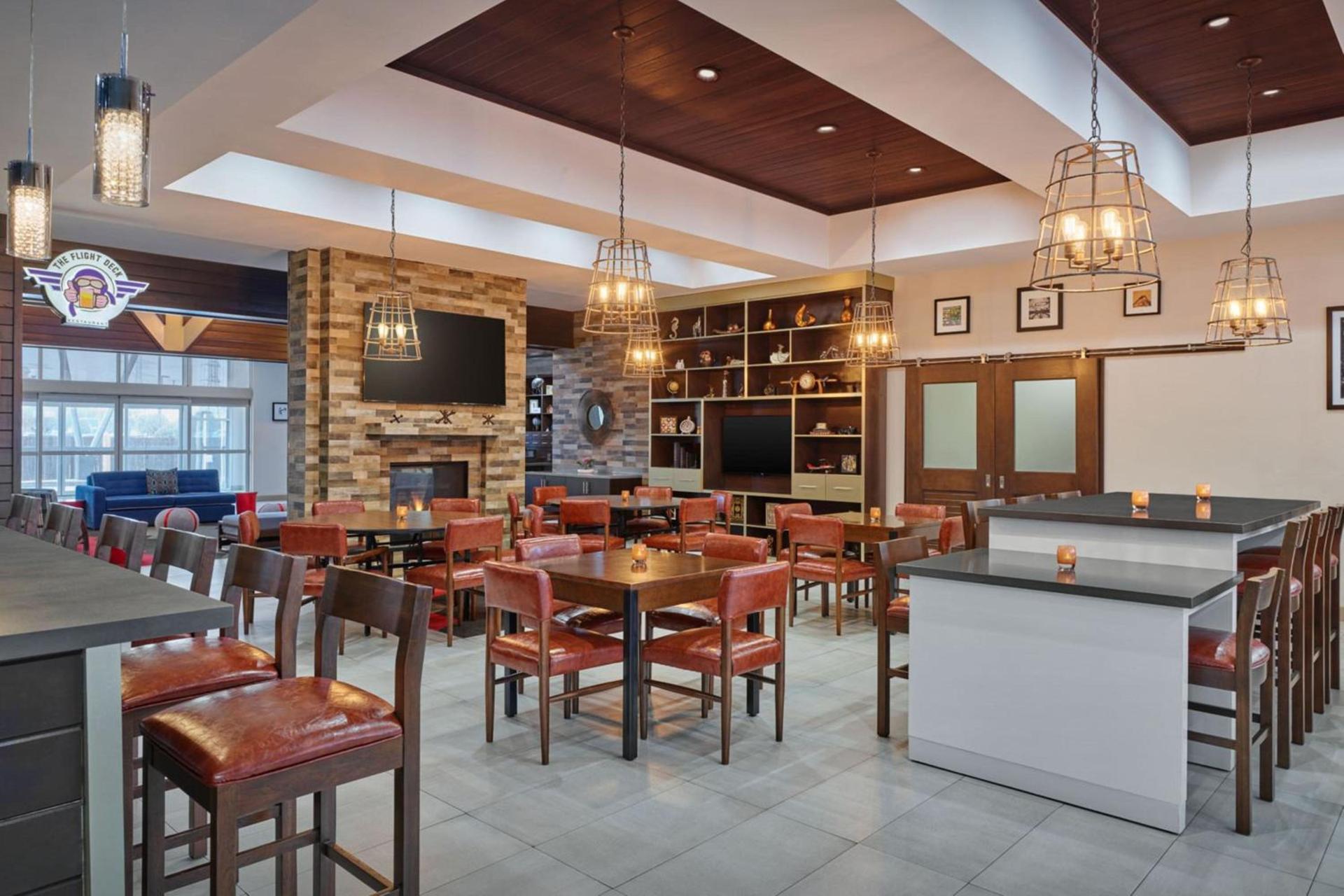 Four Points by Sheraton Houston Intercontinental Airport photo 21
