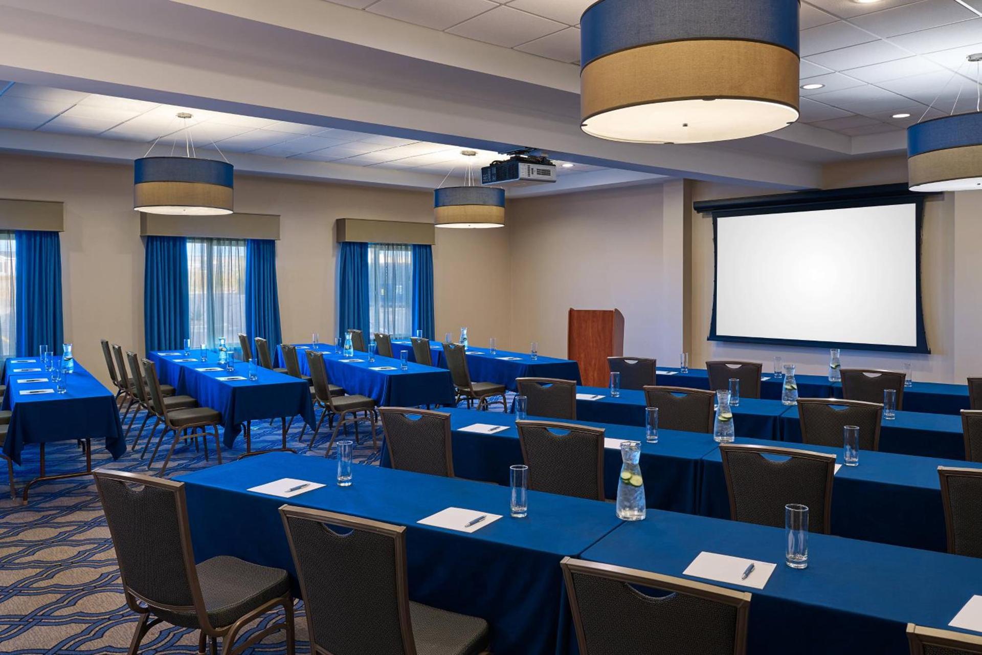 Four Points by Sheraton Williston photo 12