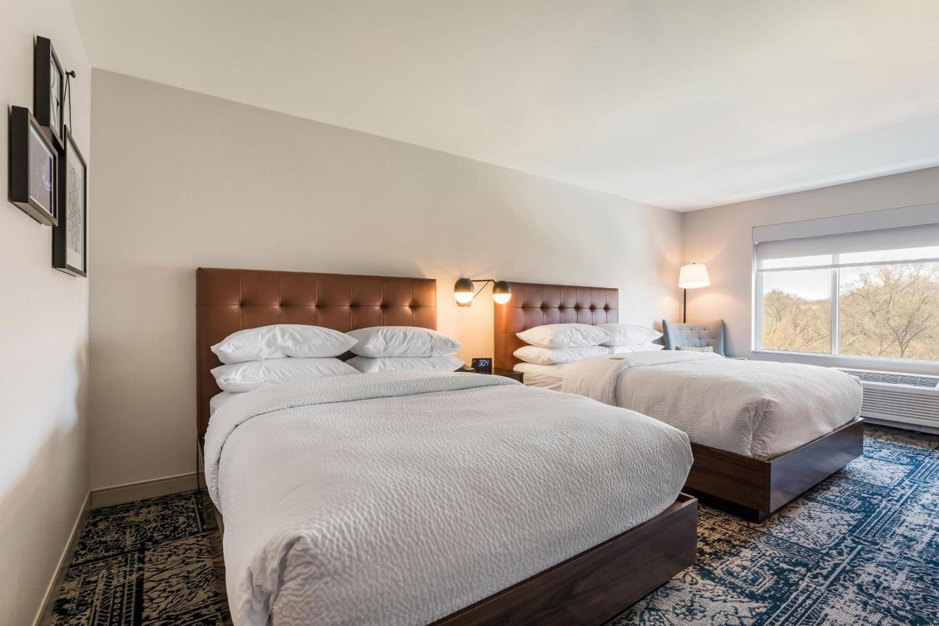 Four Points by Sheraton Elkhart photo 20