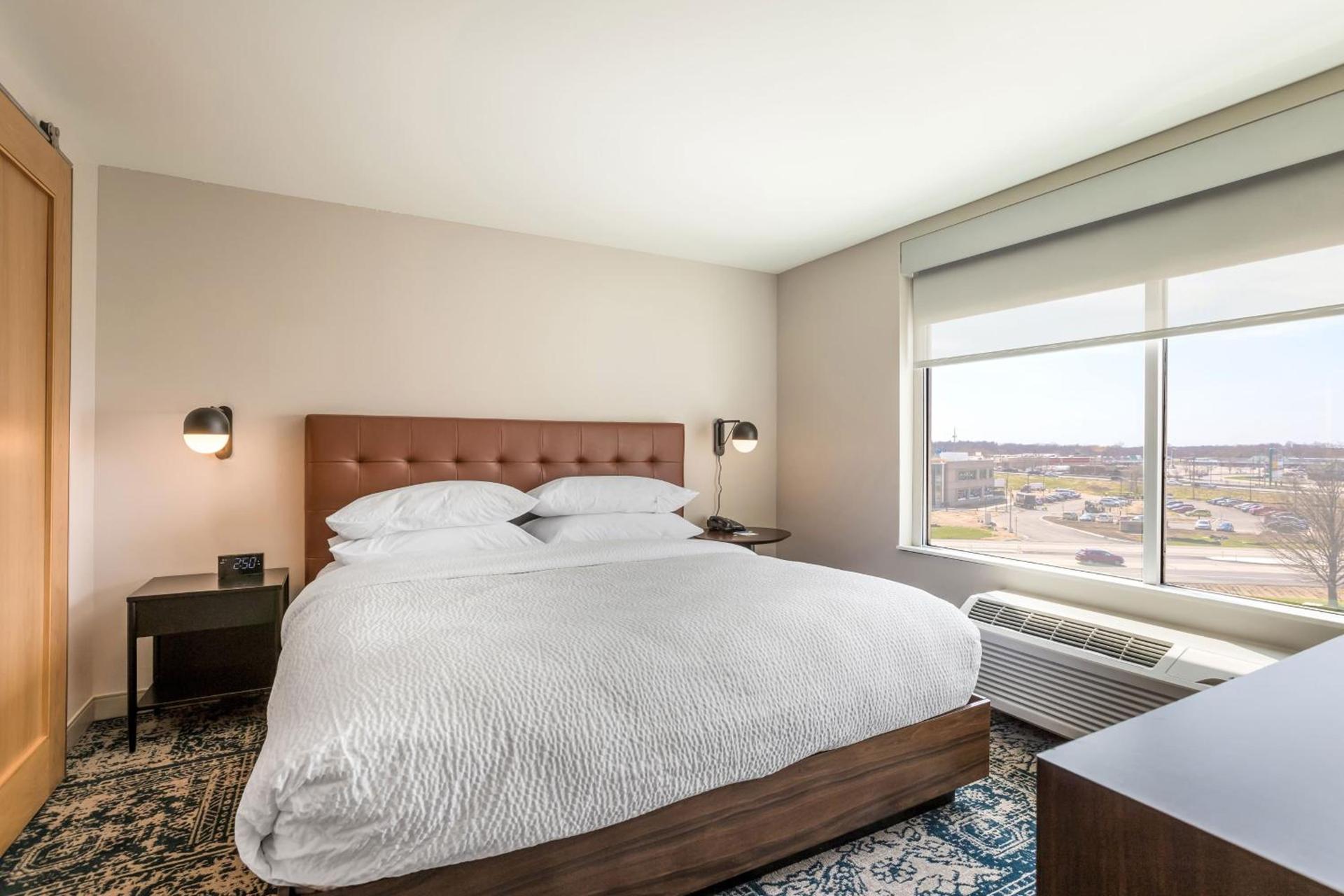 Four Points by Sheraton Elkhart photo 28