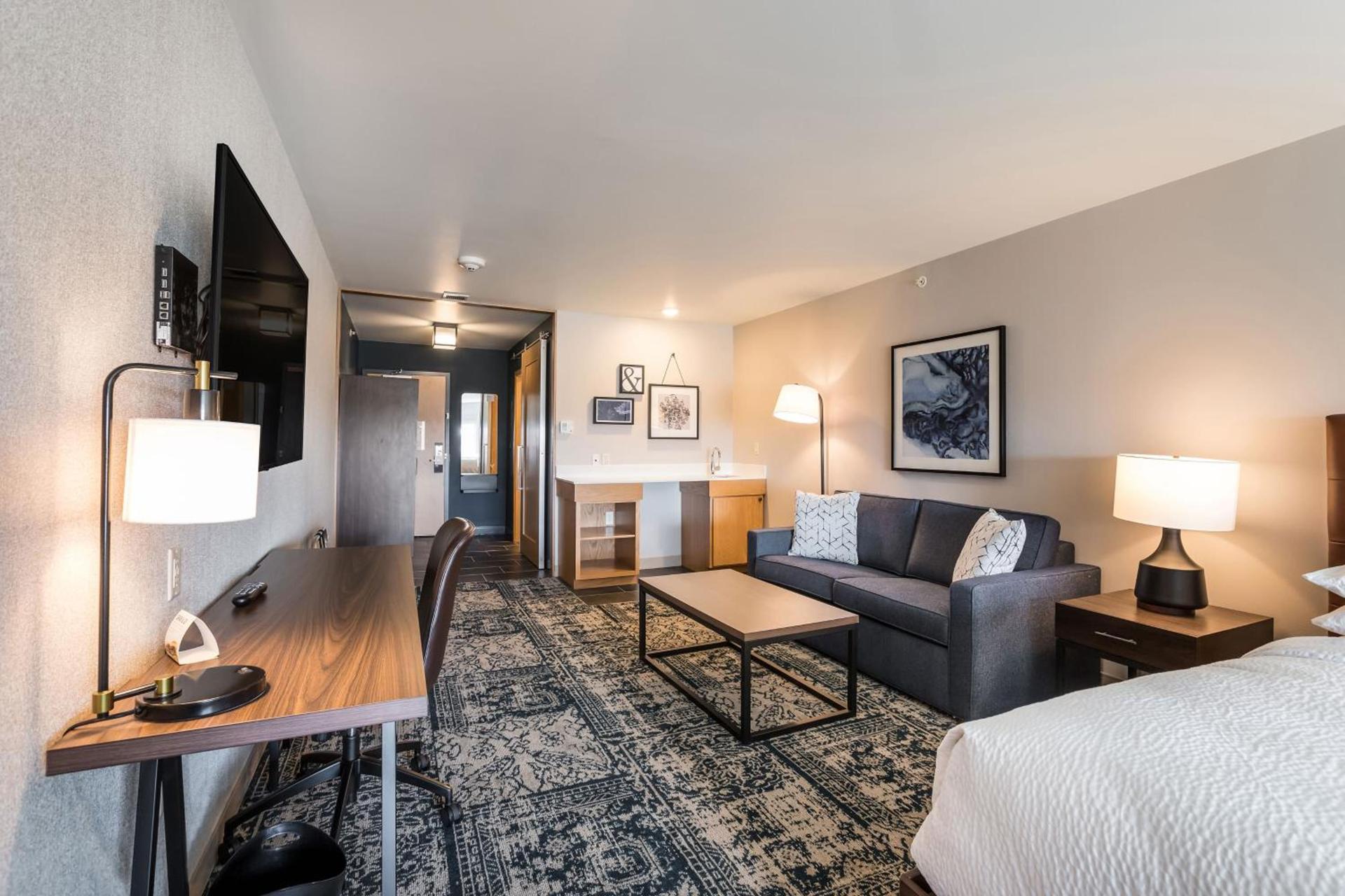 Four Points by Sheraton Elkhart photo 33
