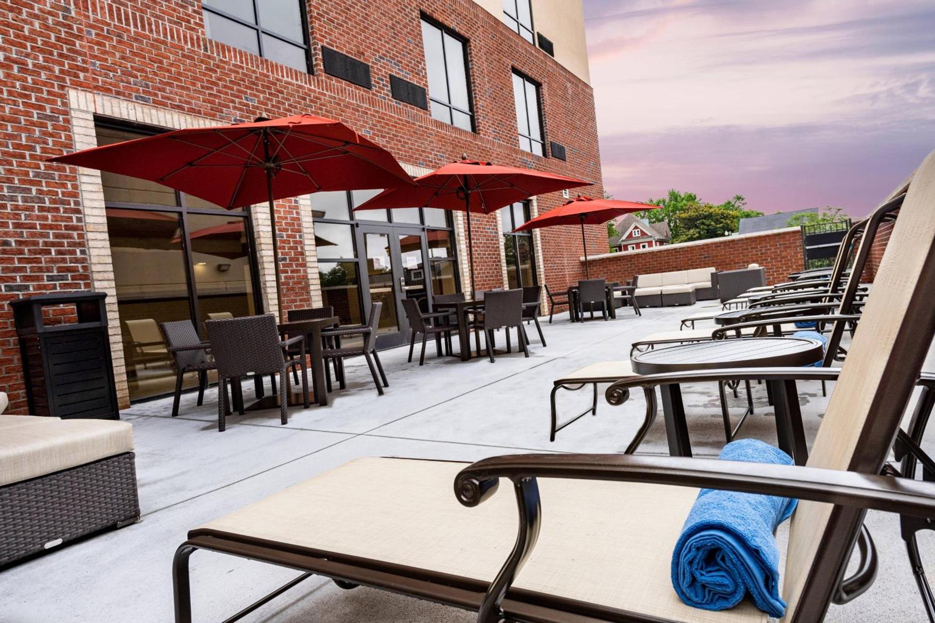 Courtyard Winston-Salem Downtown photo 7