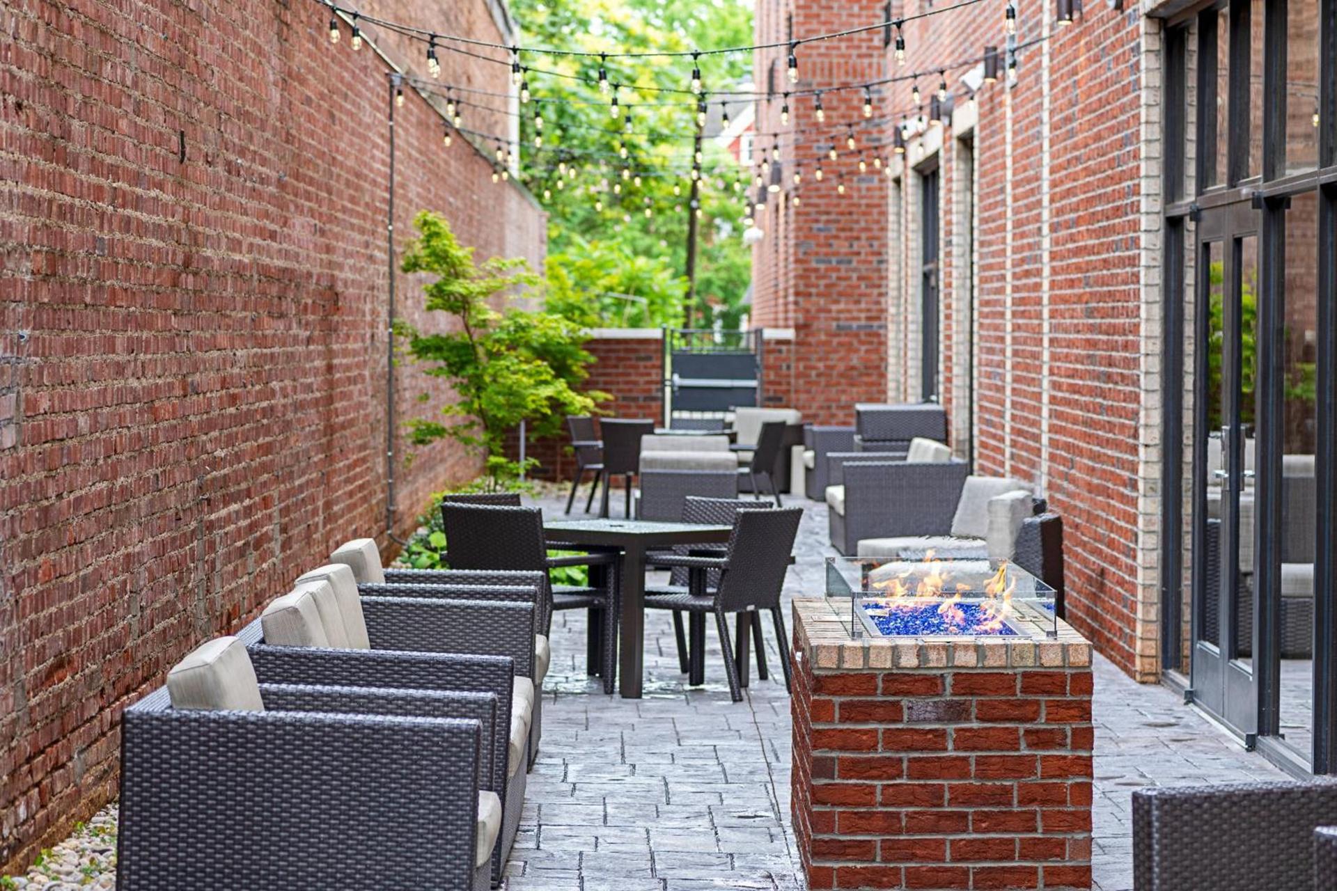 Courtyard Winston-Salem Downtown photo 27